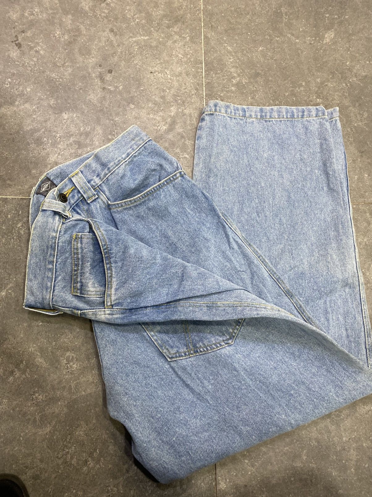Blind Skateboards 90’s Vintage surf Bronze age baggy jeans Size US 31 - 2 Thumbnail