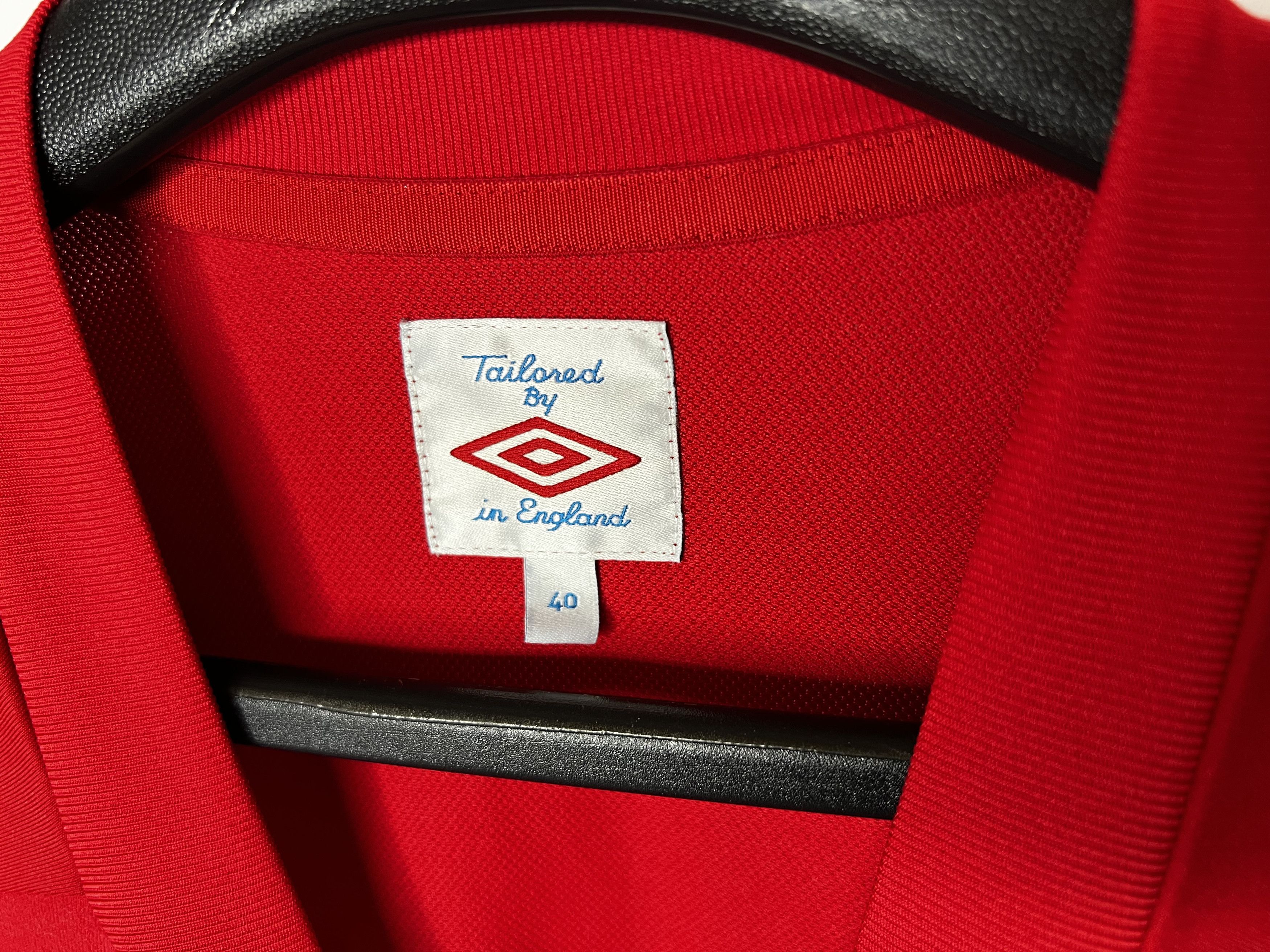 Umbro ENGLAND TEAM 2010 2012 AWAY FOOTBALL SHIRT SOCCER JERSEY Size US M / EU 48-50 / 2 - 4 Thumbnail