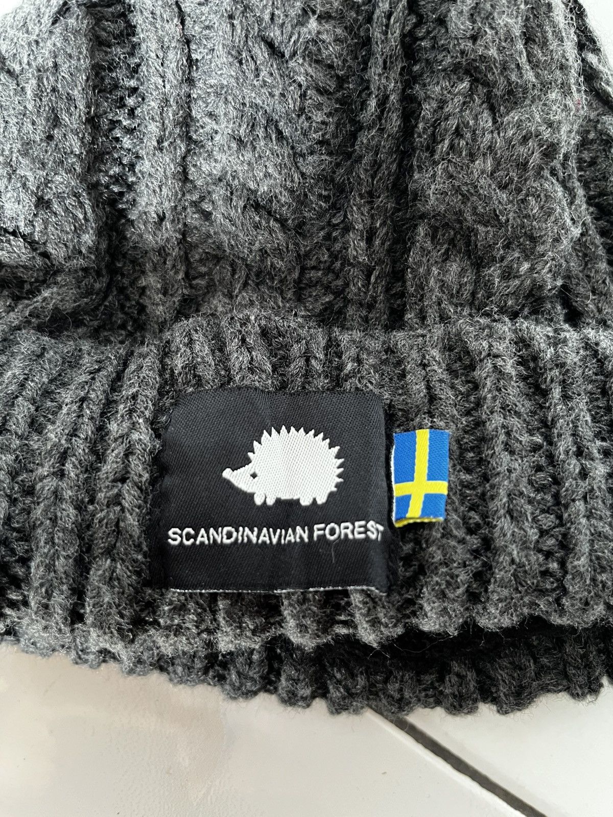 Japanese Brand × Vintage Knitted Crochet Scandivian Forest Beanie Hats Size ONE SIZE - 7 Thumbnail