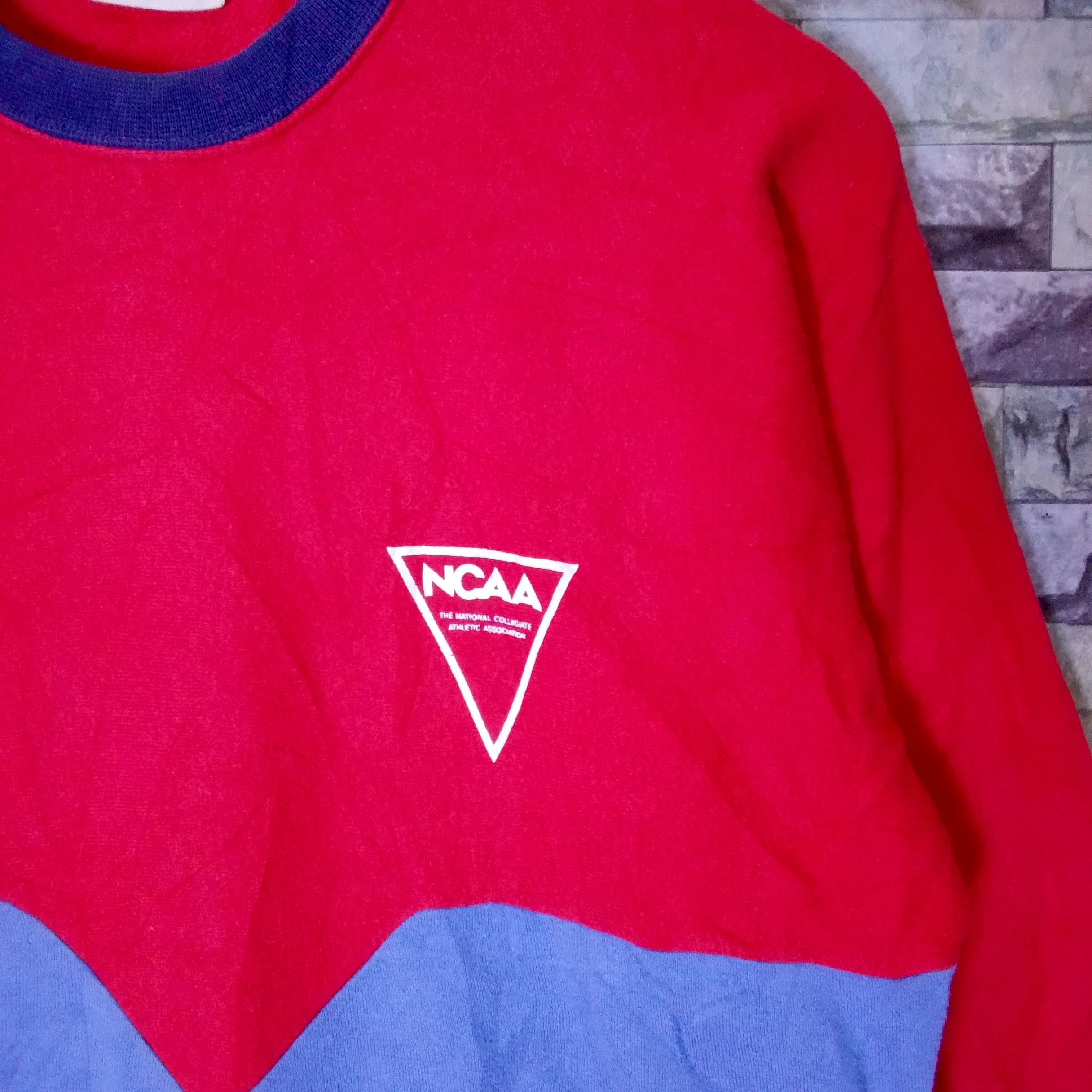 Vintage Vintage NCAA Sweatshirt Sports Be In It Size US M / EU 48-50 / 2 - 4 Thumbnail