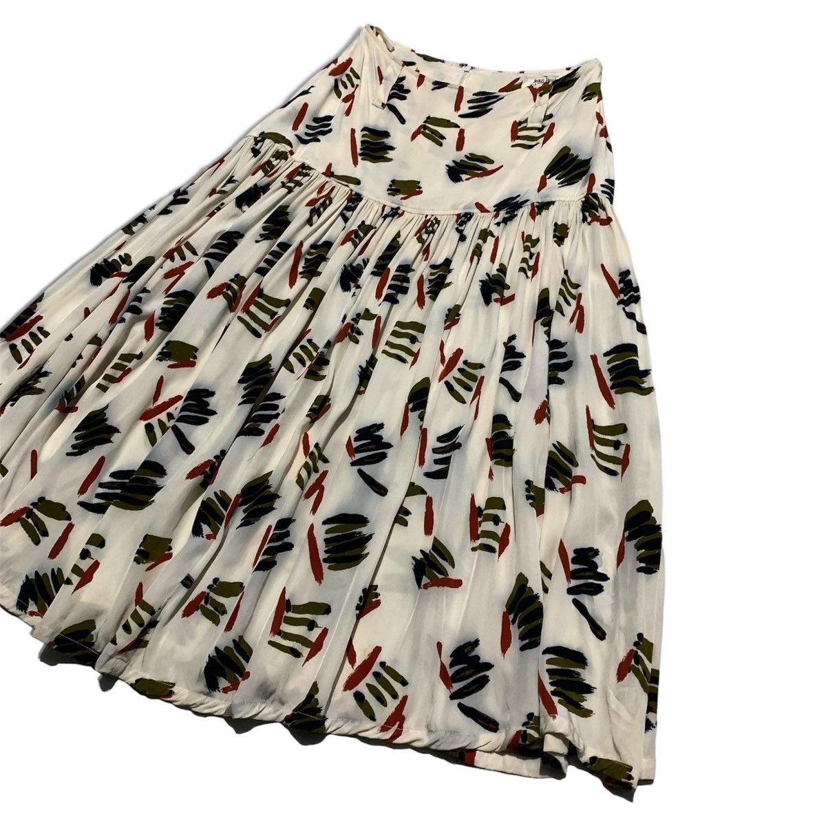 Jean Paul Gaultier Jean Paul Gaultier 1980s Lipstick Pleated Rayon Skirt Size 26" / US 2 / IT 38 - 2 Thumbnail