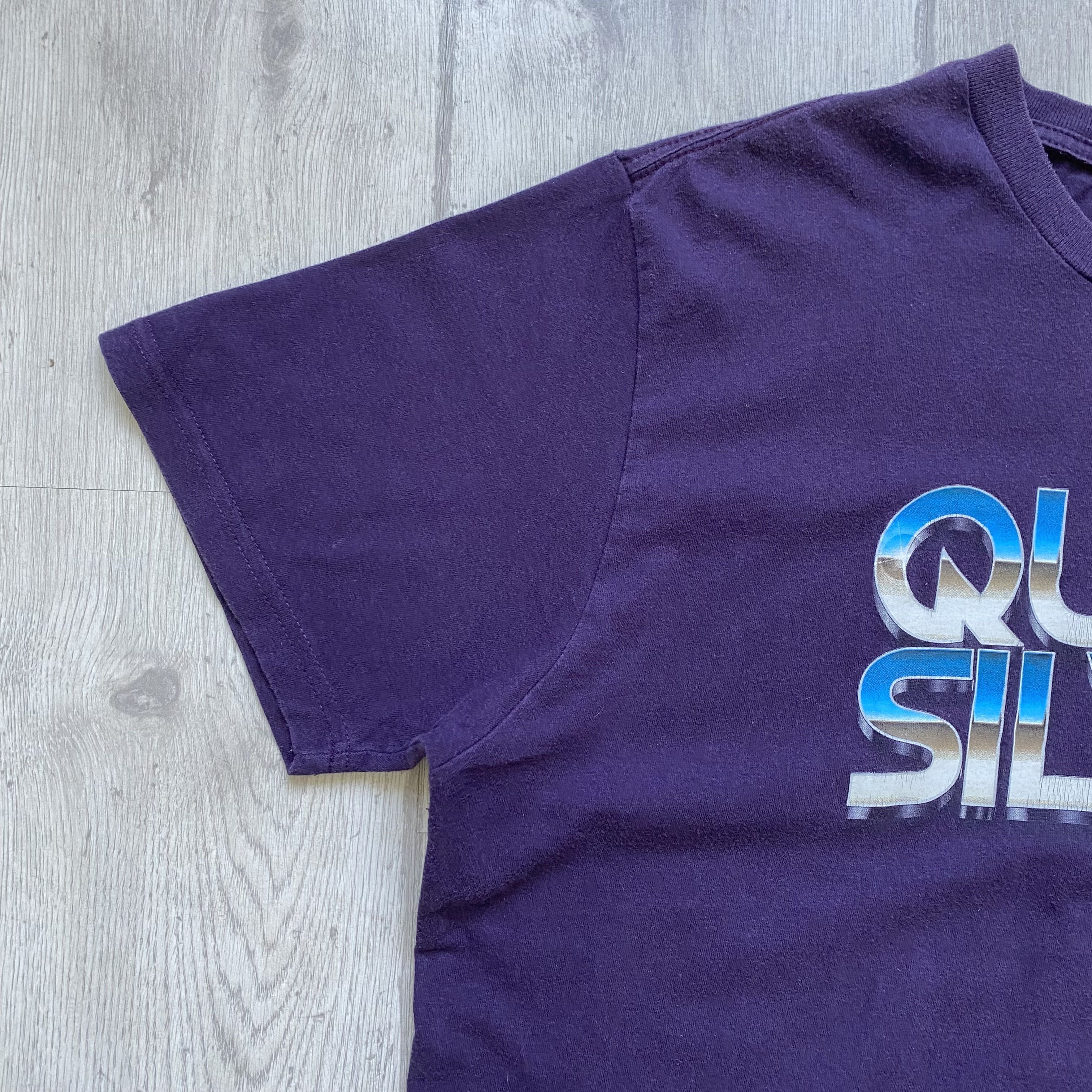 Quiksilver Vintage 2000s Quiksilver tee center logo Surf Skater Purple Size US L / EU 52-54 / 3 - 7 Thumbnail
