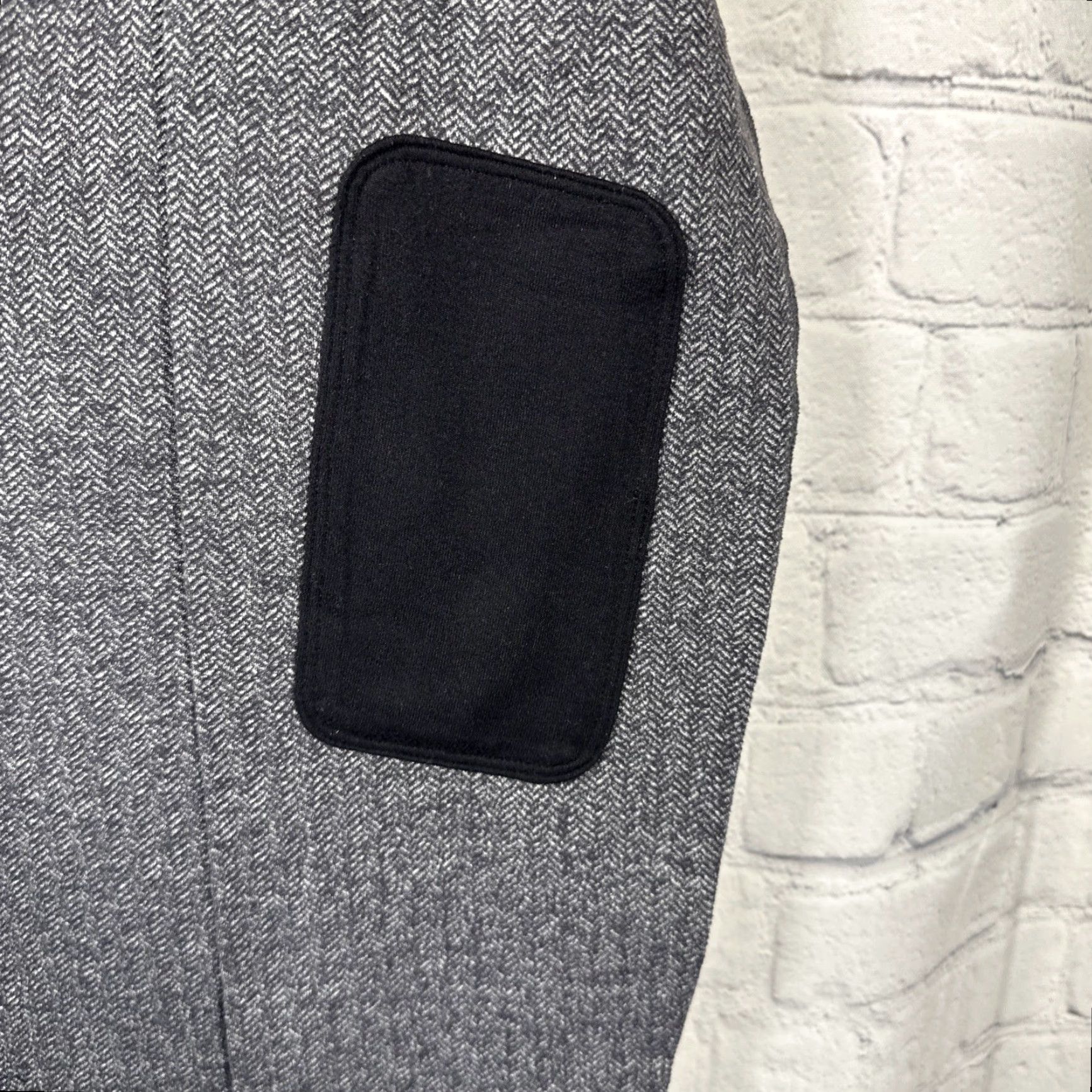 Lululemon Lululemon Sprint Shirt Mens Medium Gray Crew Neck Long Sleeve Elbow Patch Logo Regular Fit T-Shirt Size US M / EU 48-50 / 2 - 3 Thumbnail