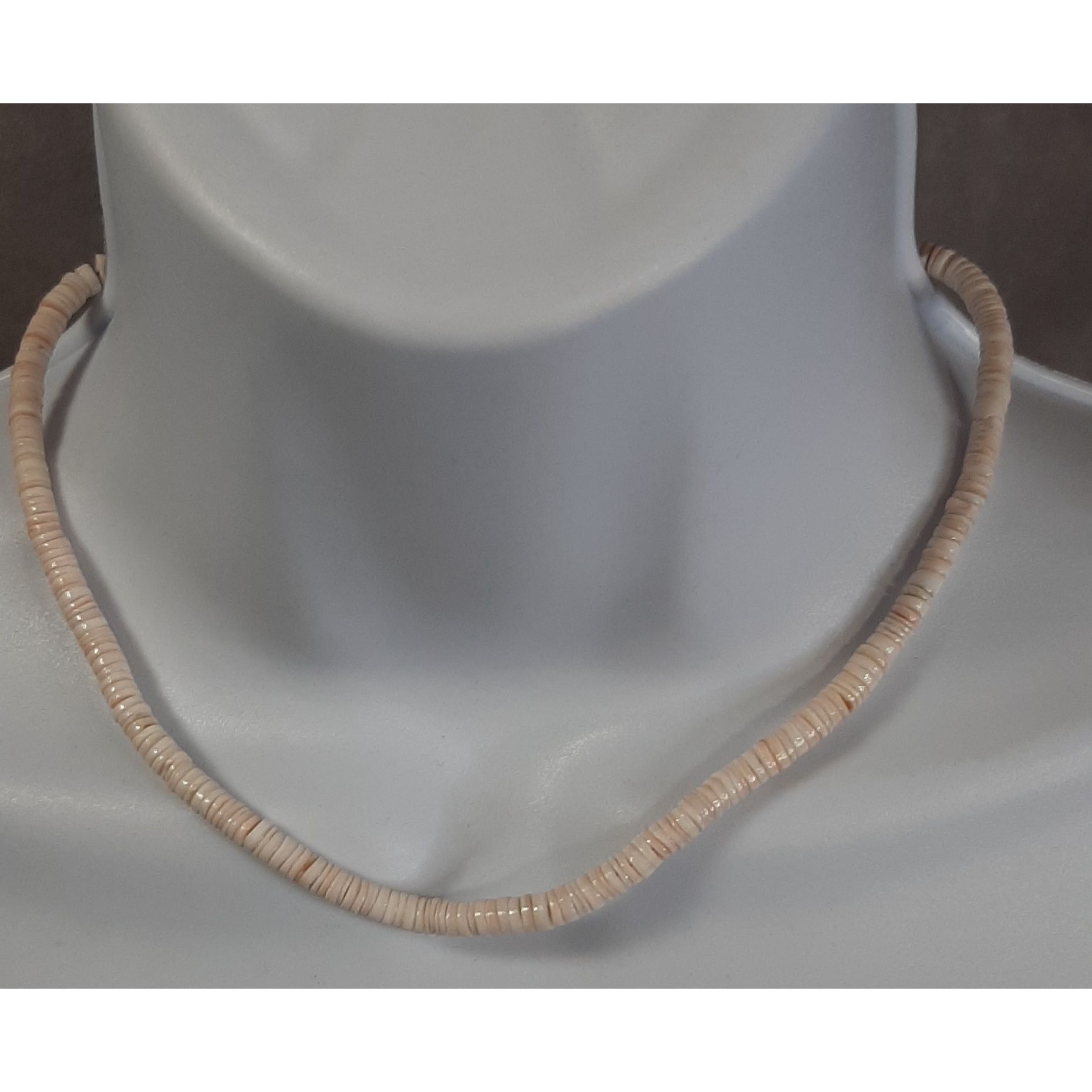Other Beachy 90s Style Cream Puka Shell Necklace Size ONE SIZE - 2 Thumbnail