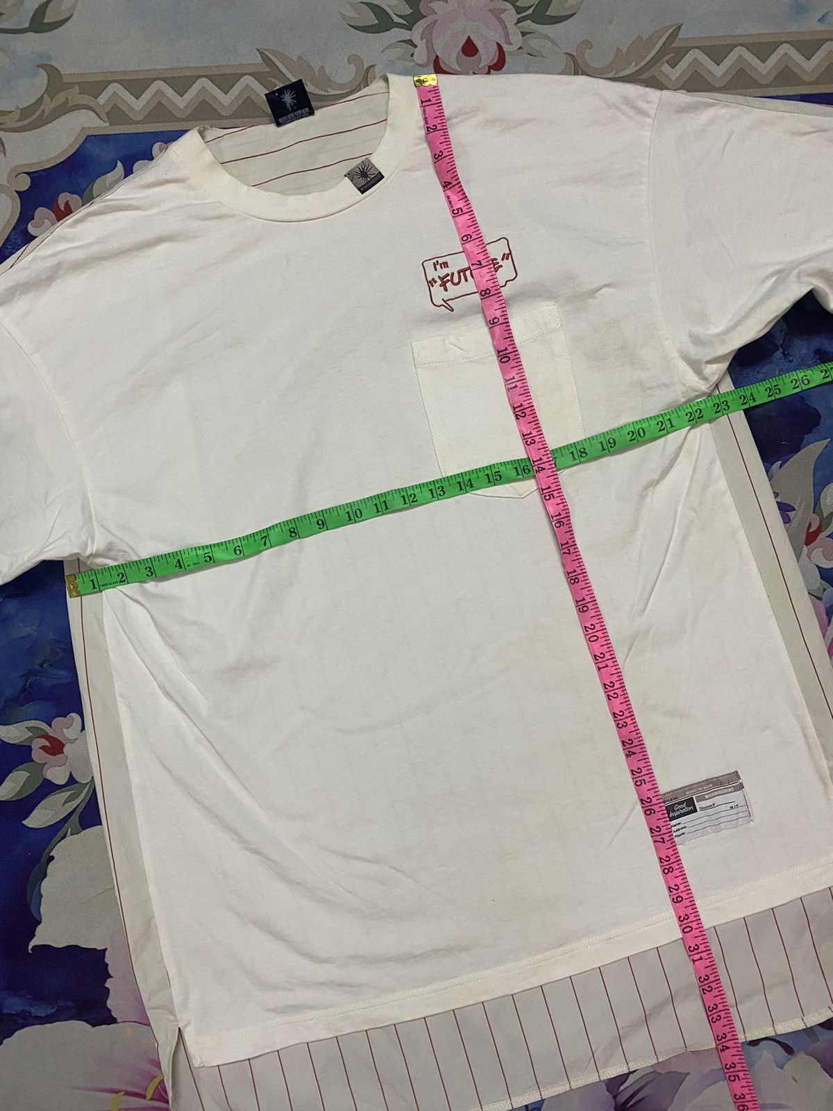 GU 🔥 Japanese Brand 🔥 MIHARA YASUHIRO X GU TSHIRT Size US L / EU 52-54 / 3 - 14 Thumbnail