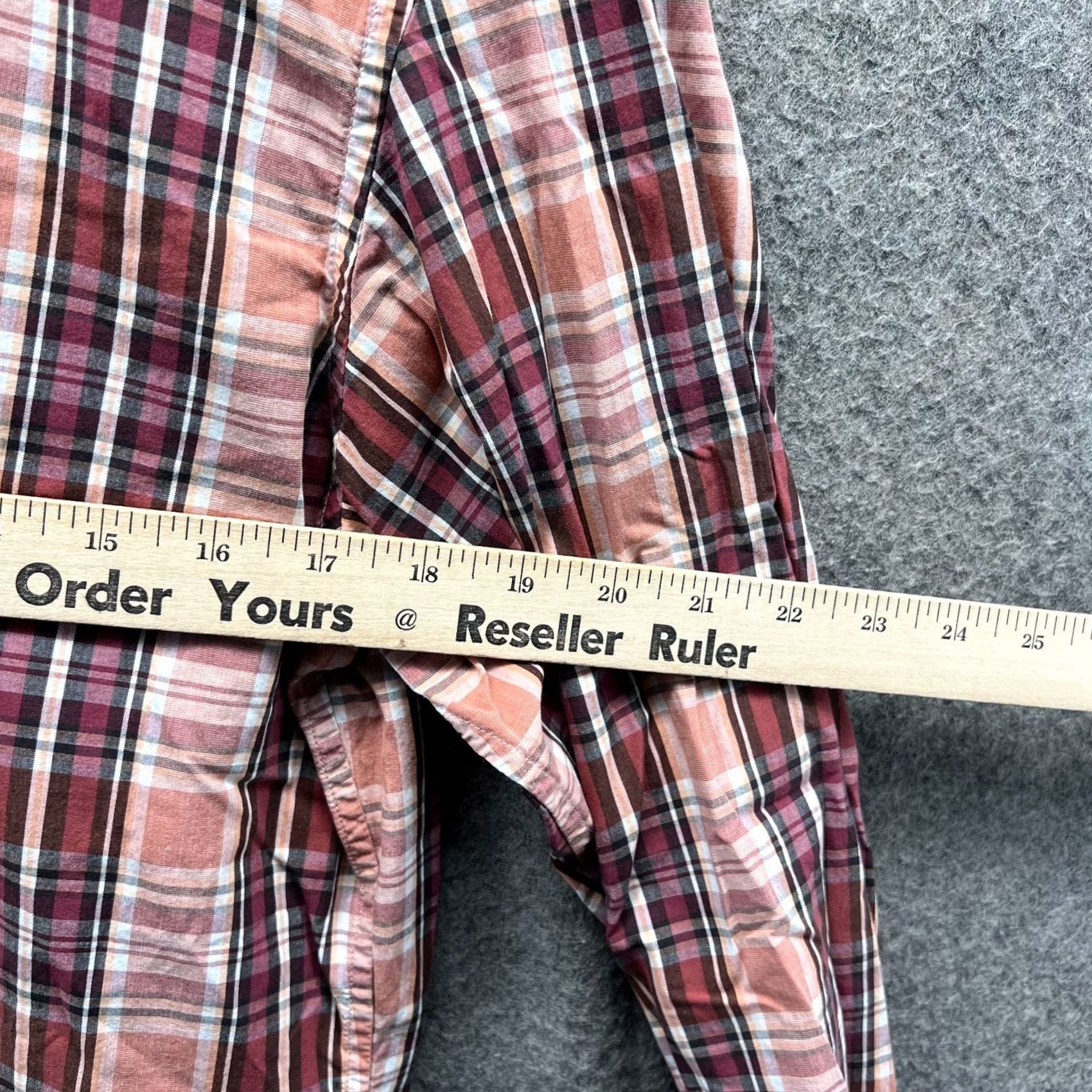 Banana Republic VINTAGE Banana Republic Shirt Men Small Adult Red Plaid Button-Down Casual Preppy Dress Size US S / EU 44-46 / 1 - 4 Thumbnail