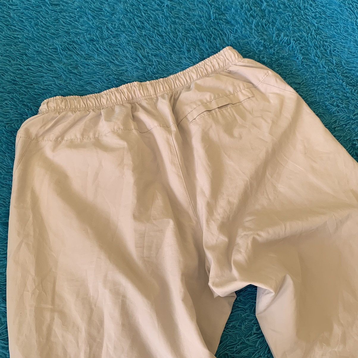 Other 00s Nike Vintage Nylon WHITE / CREAMY Joggers Baggy Pants Size US 36 / EU 52 - 11 Thumbnail