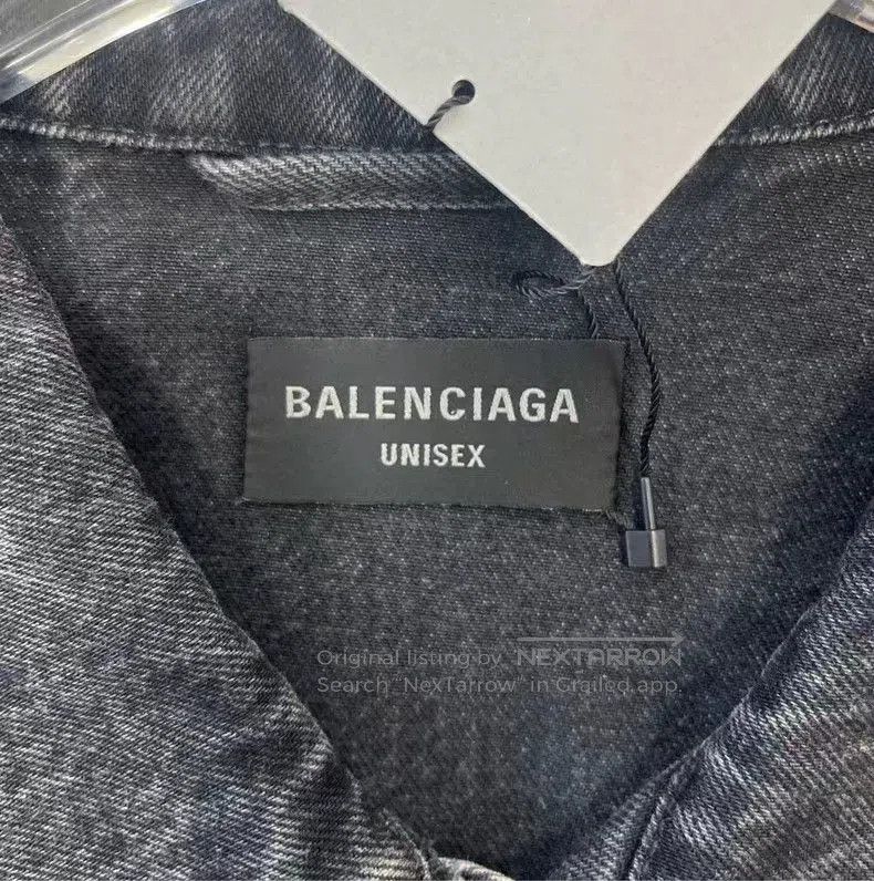 Balenciaga Balenciaga Distressed Denim Jacket with Diamonds. Size US XS / EU 42 / 0 - 3 Thumbnail