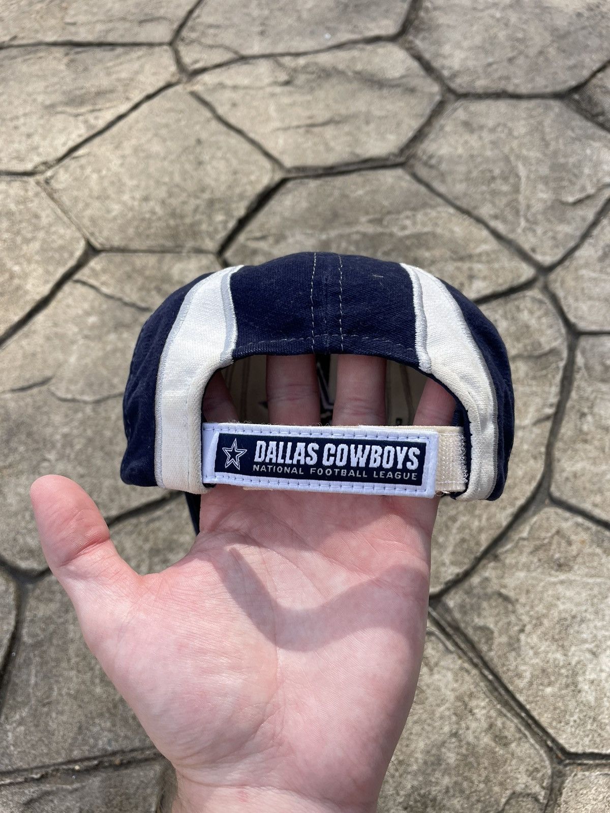 NFL × Reebok Y2K Reebok Dallas Cowboys Retro Hat Size ONE SIZE - 4 Thumbnail