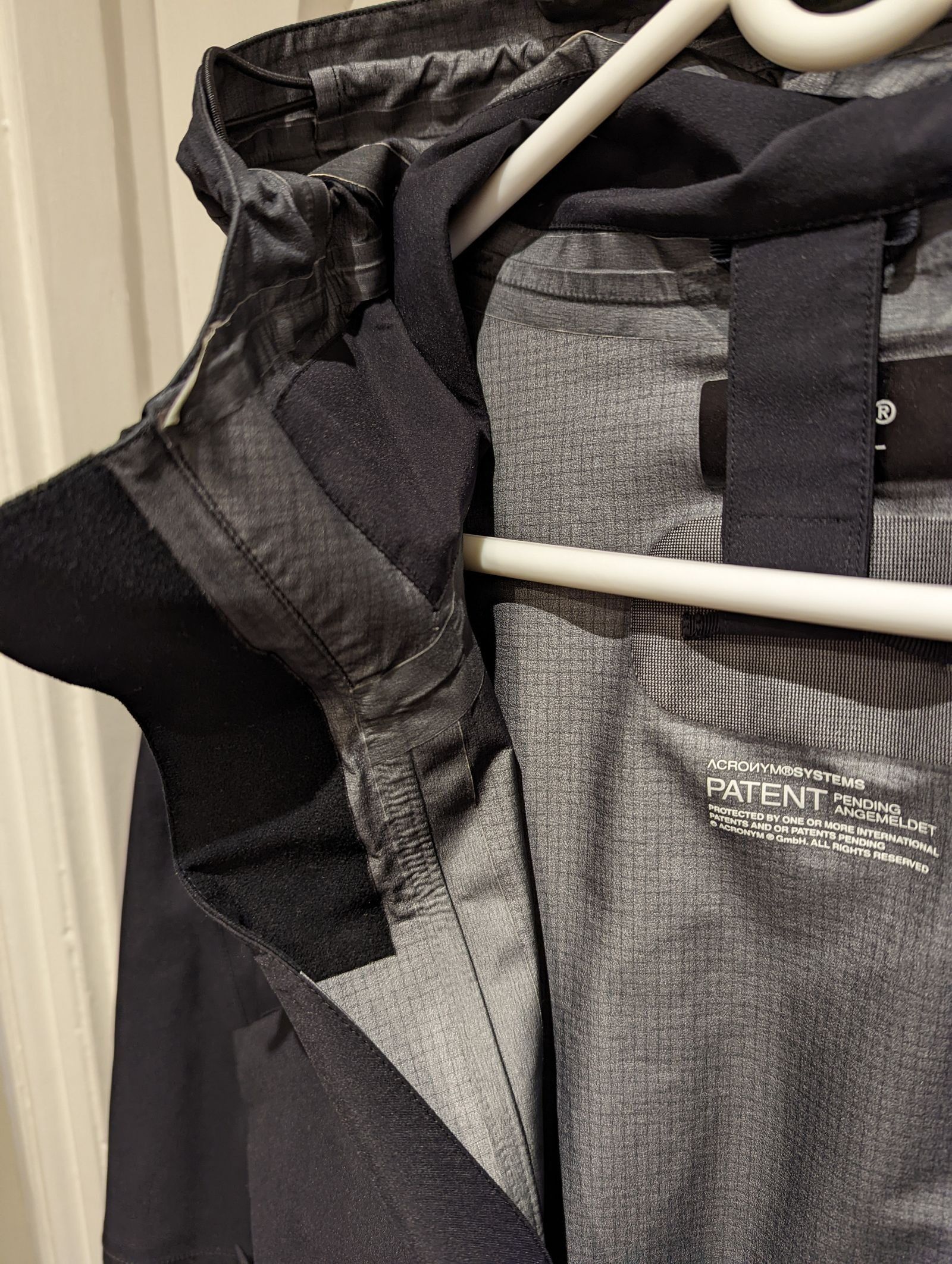 Acronym Acronym J47A-GT Jacket Size US M / EU 48-50 / 2 - 3 Thumbnail