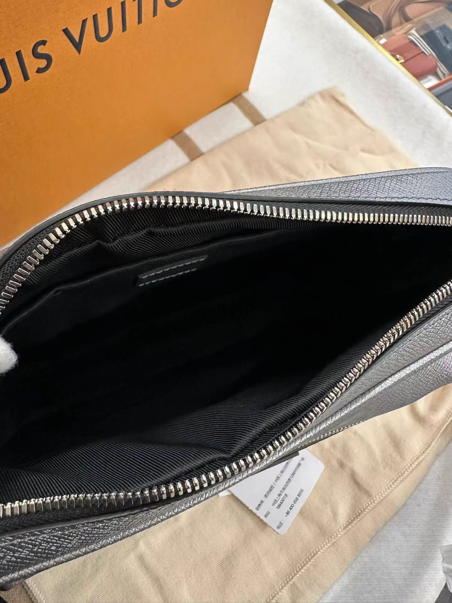 Louis Vuitton LV Silver Outdoor Messenger Bag Chip Unused Box & Dust Bag Size ONE SIZE - 6 Thumbnail