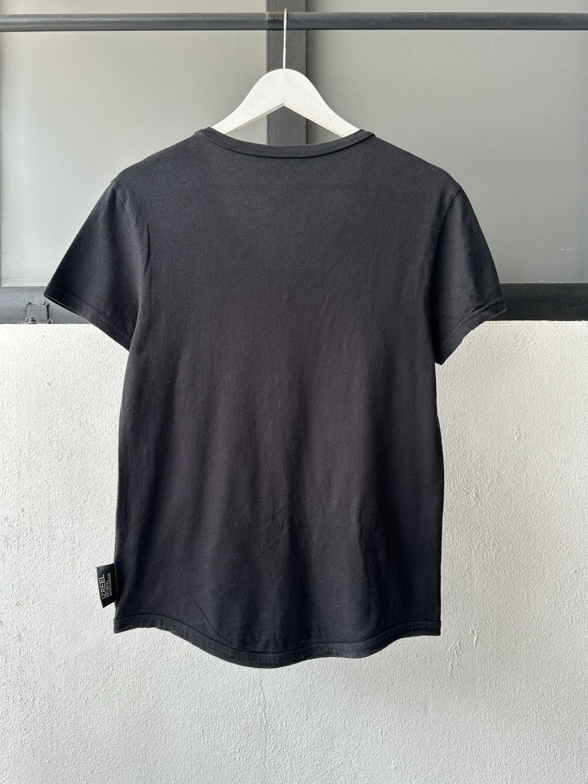 Izreel  Kazuhiro Takakura 2010 S/S Izreel Kazuhiro Takakura avant-garde tee Size US S / EU 44-46 / 1 - 9 Thumbnail