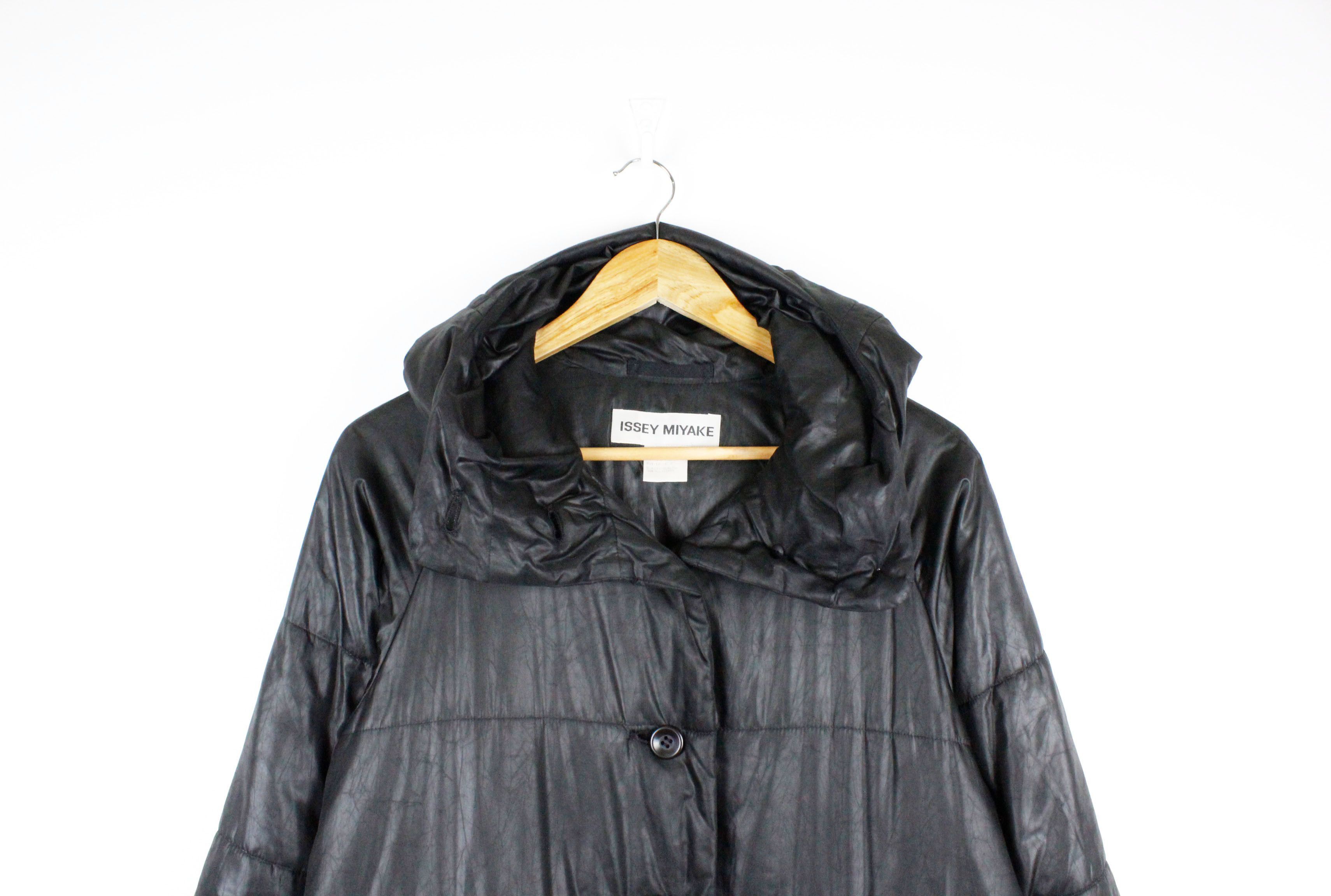 Issey Miyake × Japanese Brand × Vintage Wmns Issey Miyake Cracked Fabric Hooded Parka Jacket Size M / US 6-8 / IT 42-44 - 4 Thumbnail