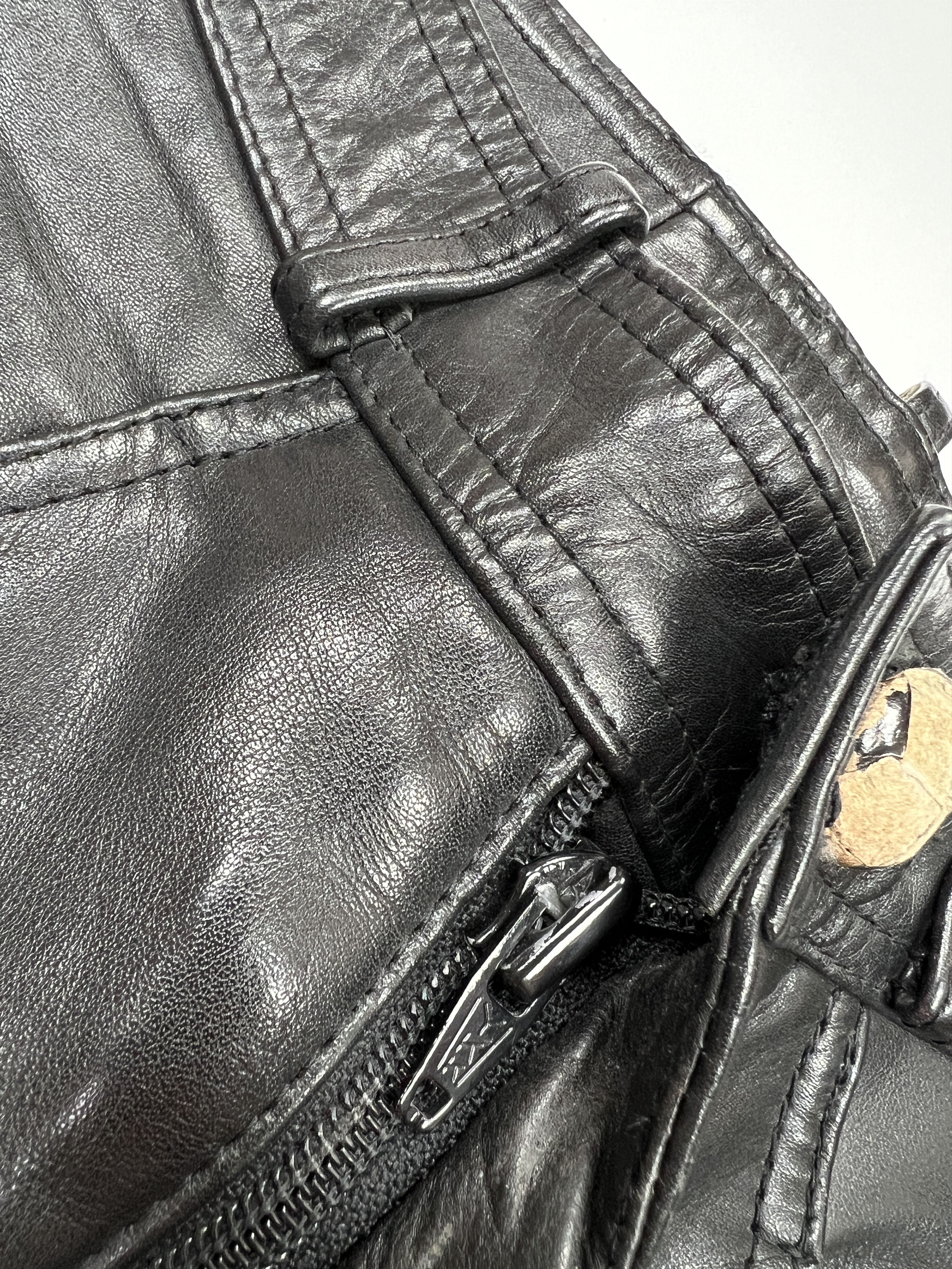 Vintage Vintage Y2K IXS Black Leather Biker Moto Pants Size 27" / US 4 / IT 40 - 7 Thumbnail