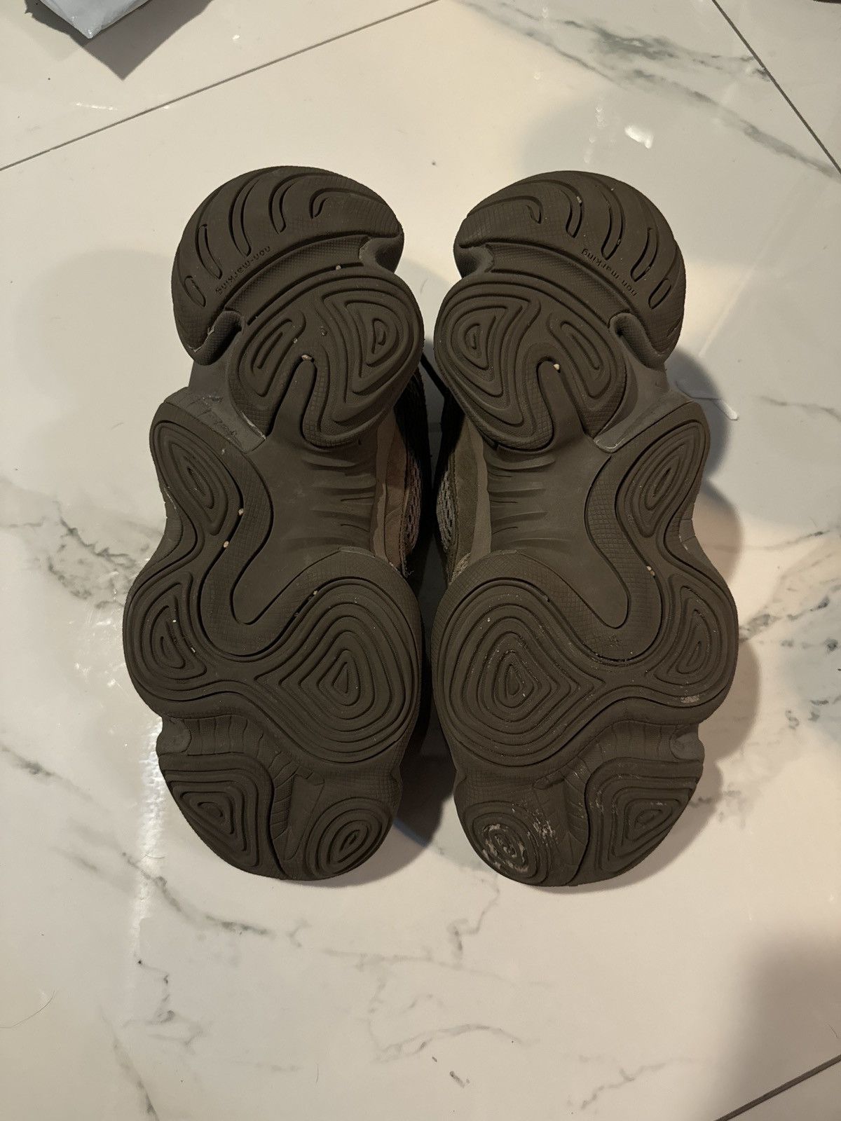 Adidas yeezy 500 Size US 9.5 / EU 42-43 - 5 Thumbnail