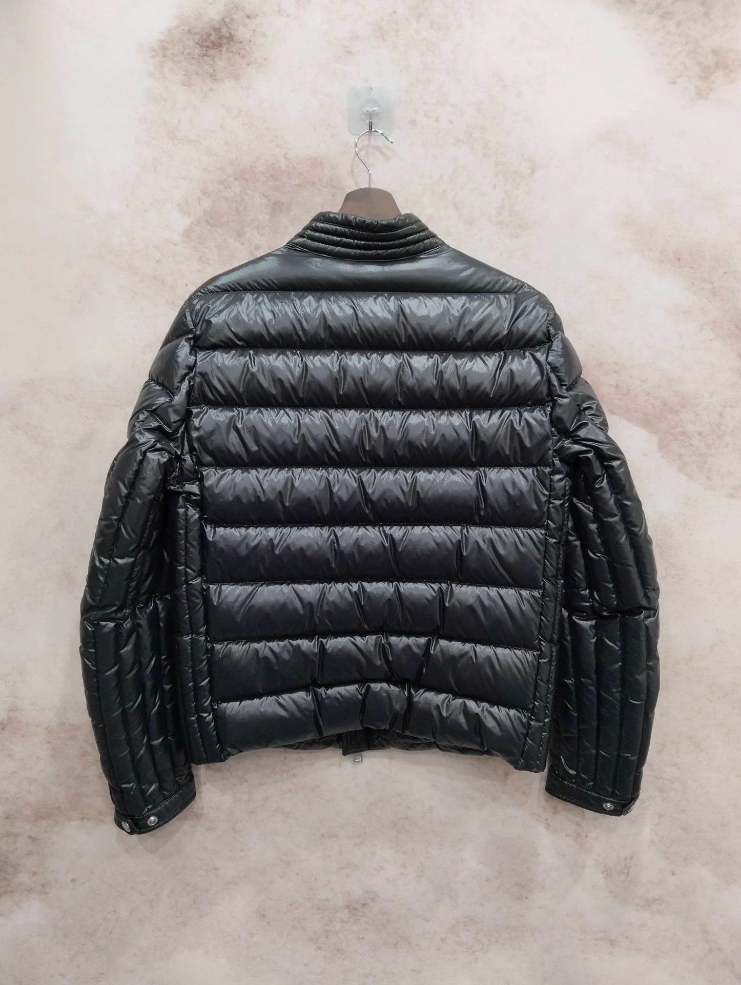 Moncler Moncler black high neck technical puffer jacket size 2 Size US M / EU 48-50 / 2 - 2 Thumbnail