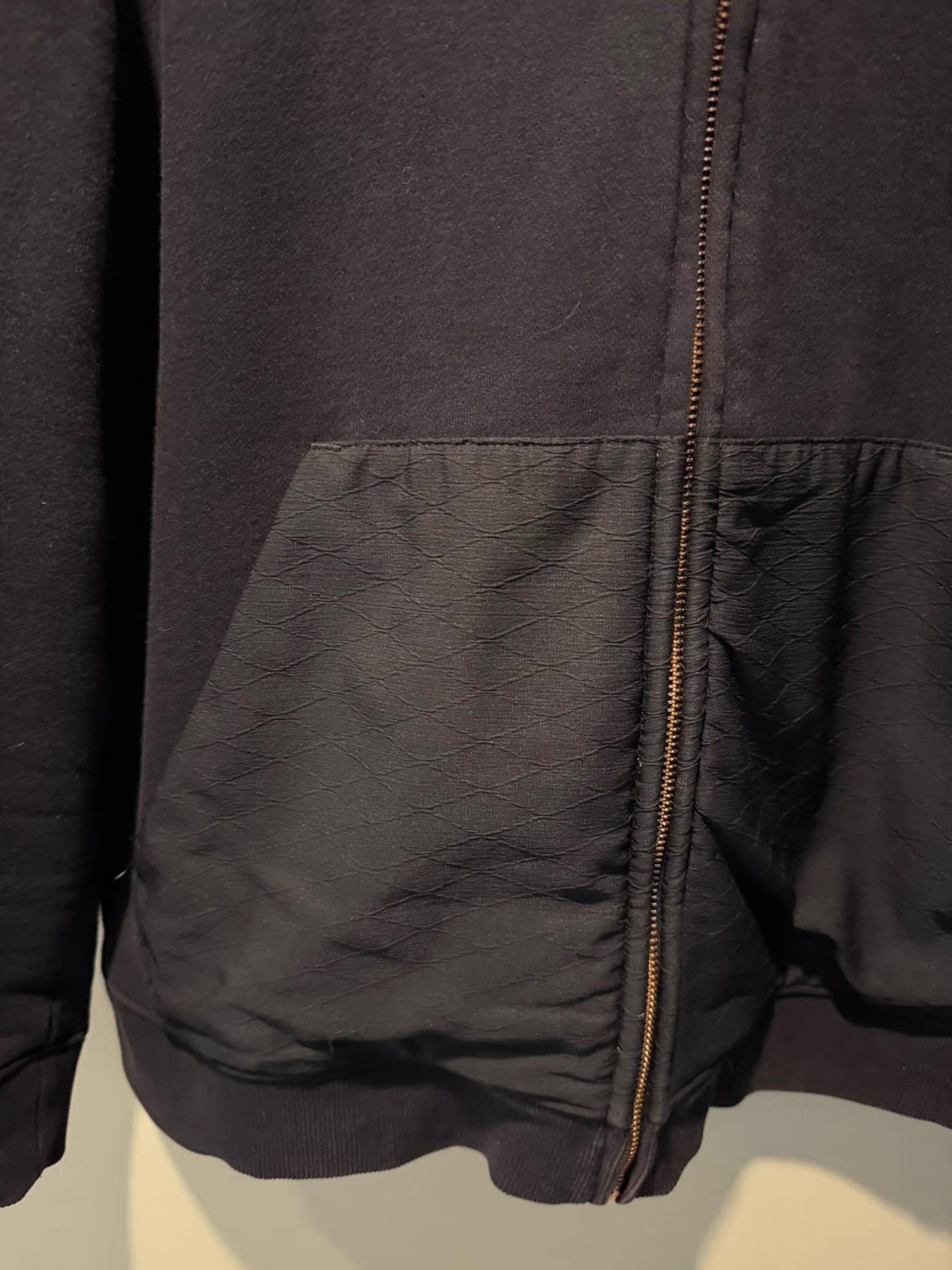Givenchy GIVENCHY black zip-up hoodie Ｑ20 Size US XL / EU 56 / 4 - 2 Thumbnail