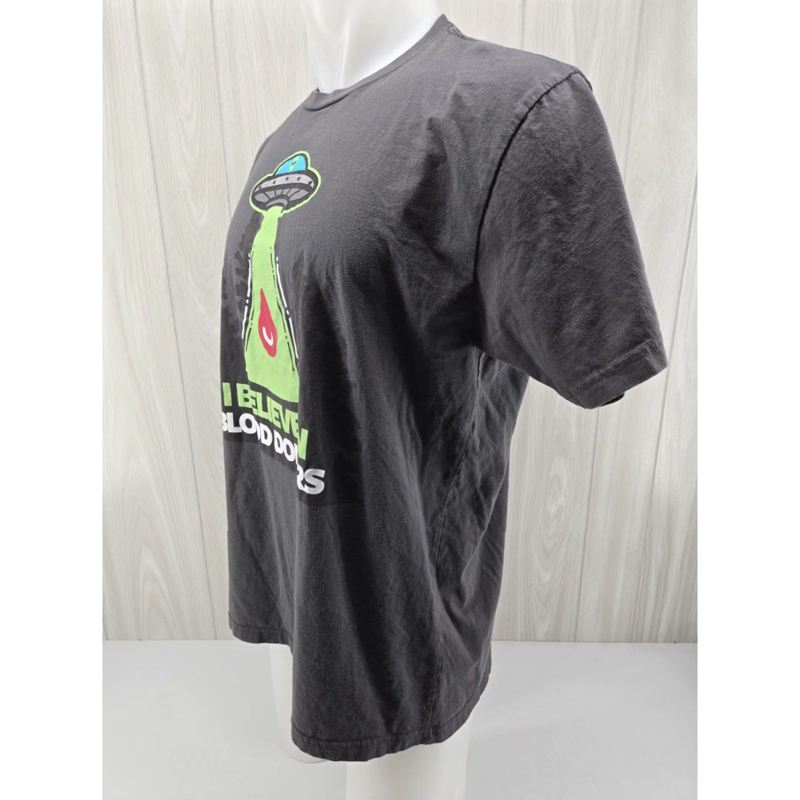 Next Level Lifesouth Blood Donor UFO Alien Graphic T Shirt XL Gray Nike? Size US XL / EU 56 / 4 - 4 Thumbnail