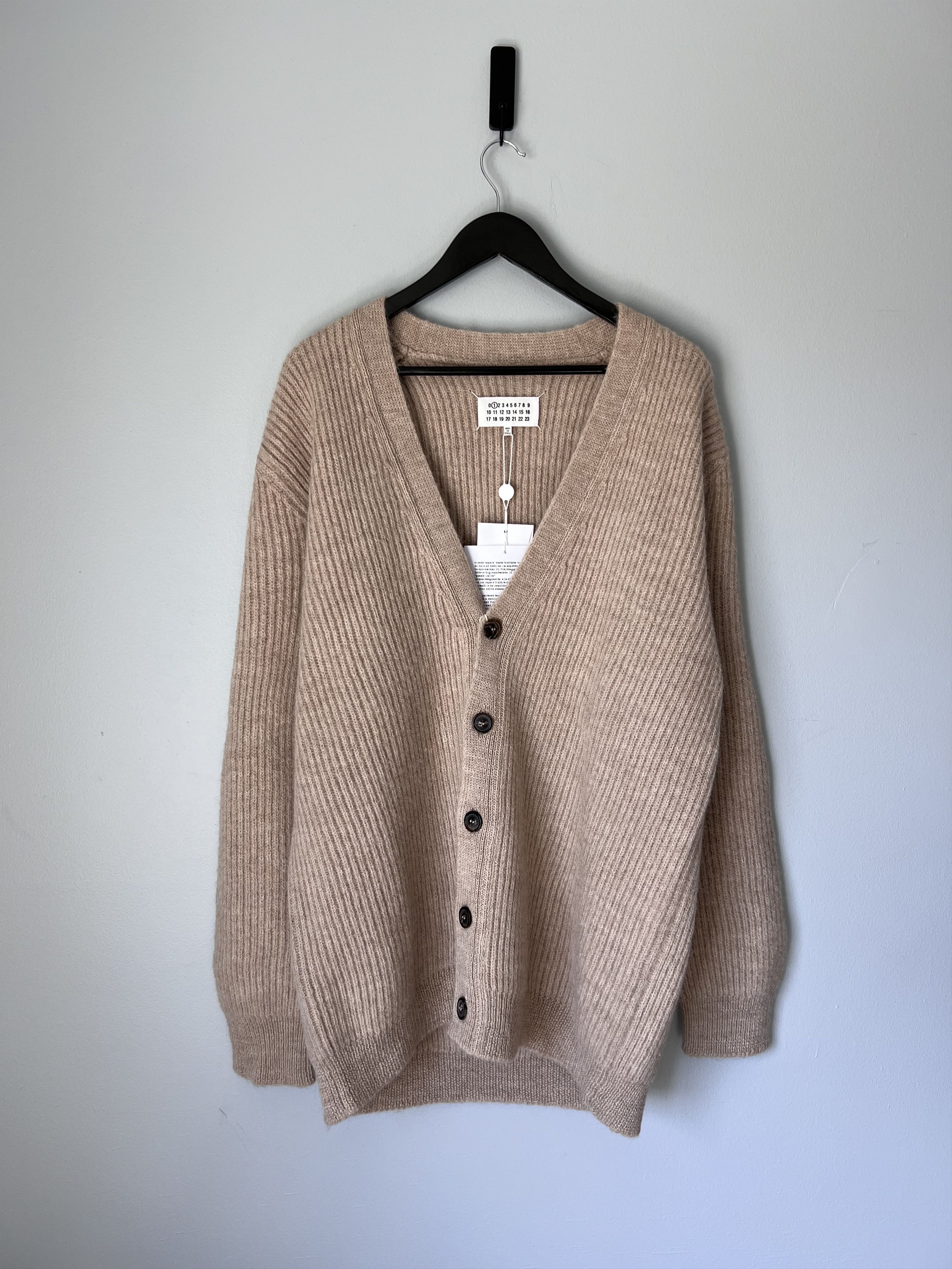 Maison Margiela Maison Margiela Wool Cardigan in Beige Size US M / EU 48-50 / 2 - 1 Thumbnail