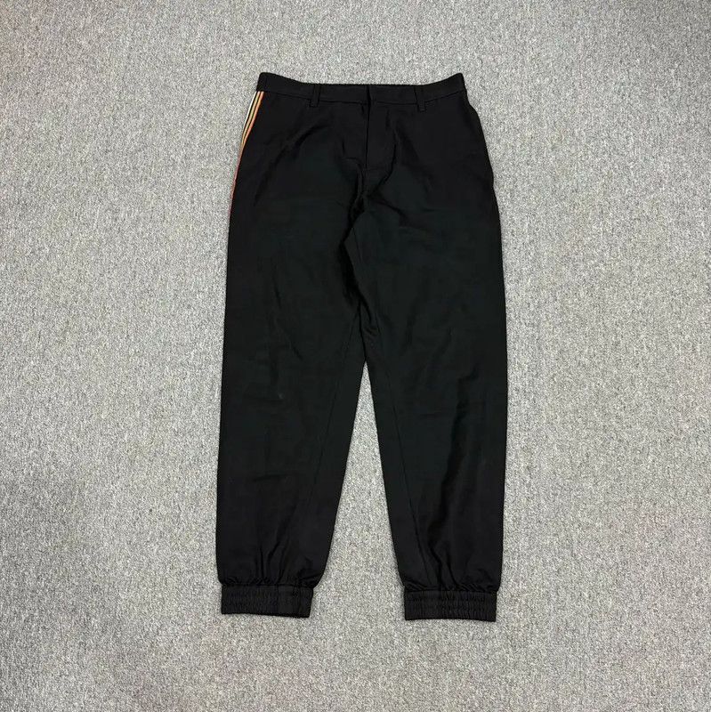 Burberry Burberry Black Casual Pants for Men Size US 32 / EU 48 - 1 Thumbnail