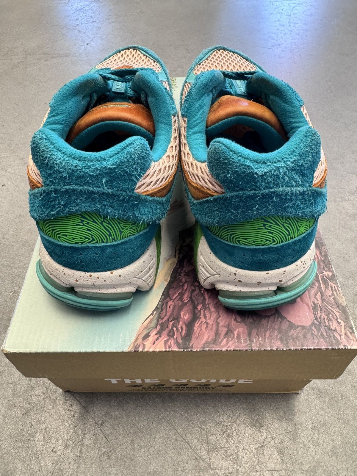 New Balance × Salehe Bembury 2021 New Balance 2002R Salehe Bembury Water Be The Guide Size US 10 / EU 43 - 5 Thumbnail