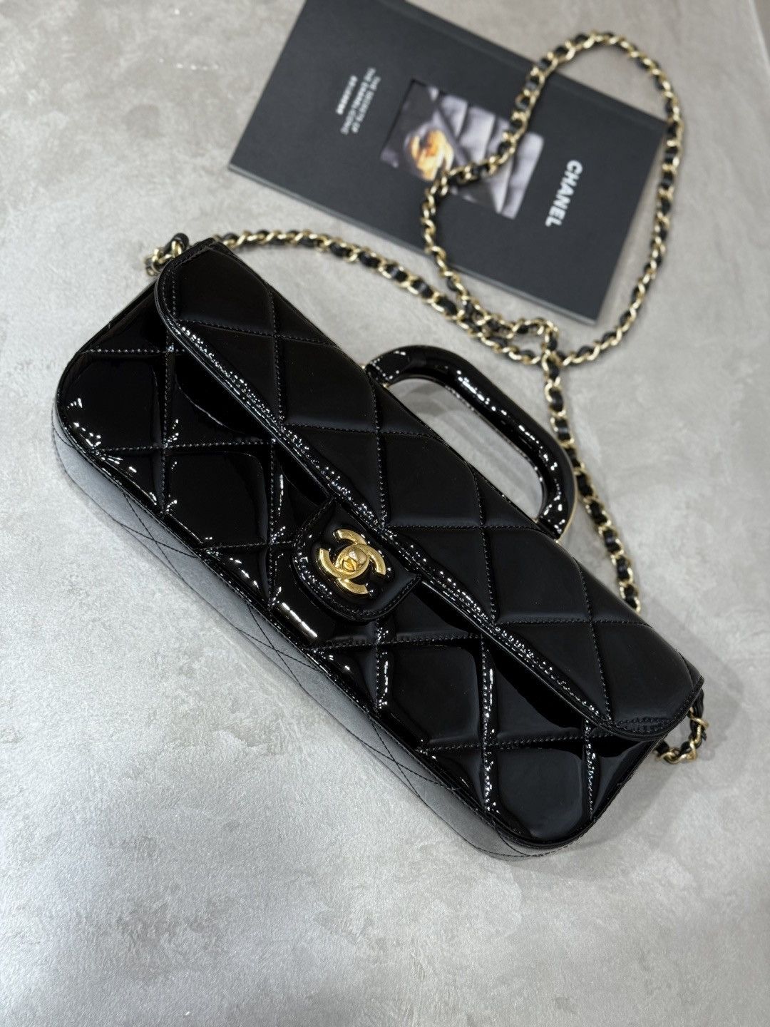 Chanel os11x0126 Size: OS / Large Flap Bag In Black Size ONE SIZE - 3 Thumbnail