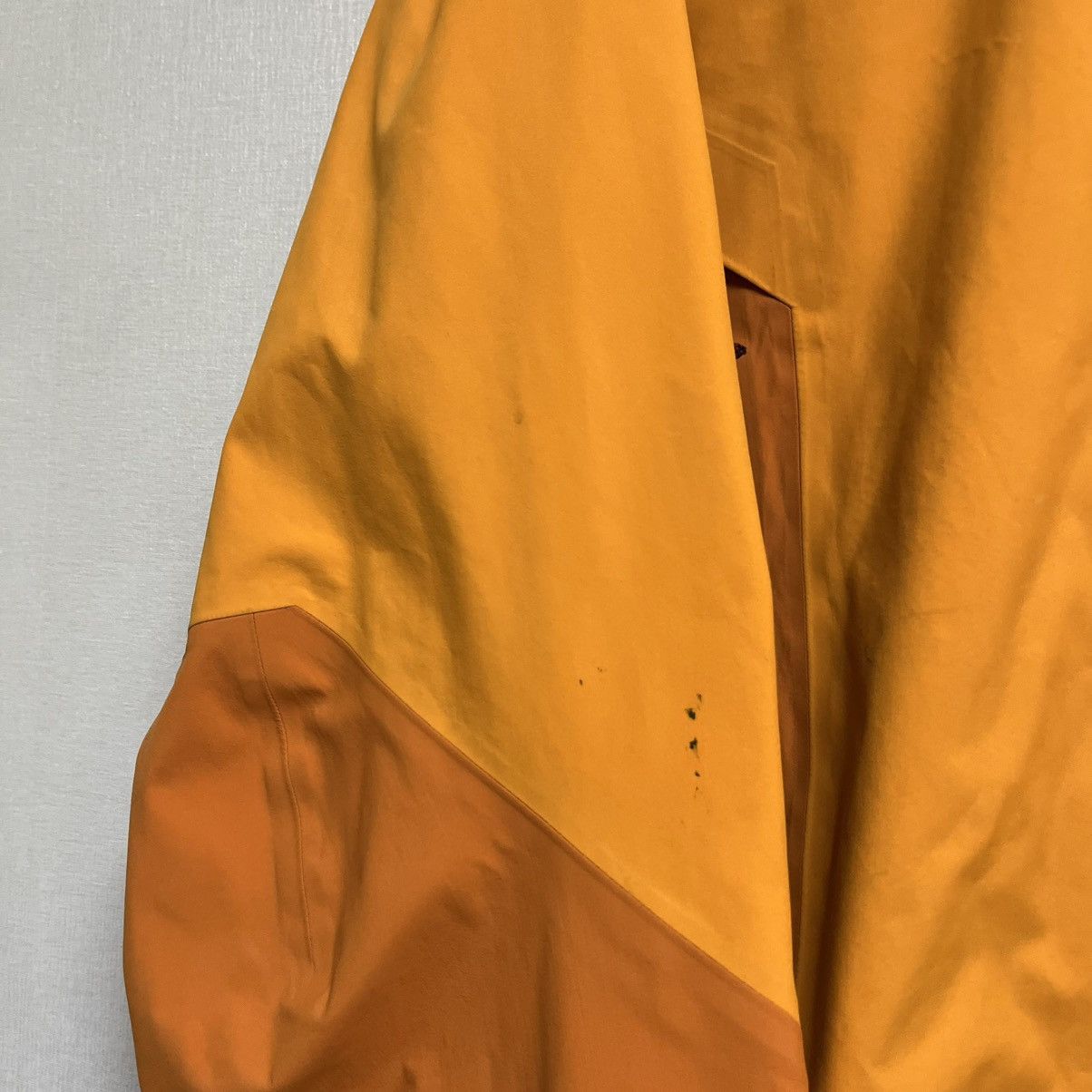 Arc'teryx Men's Arcteryx Beta Gore-Tex Jacket Recco Gorpcore Size US L / EU 52-54 / 3 - 6 Thumbnail