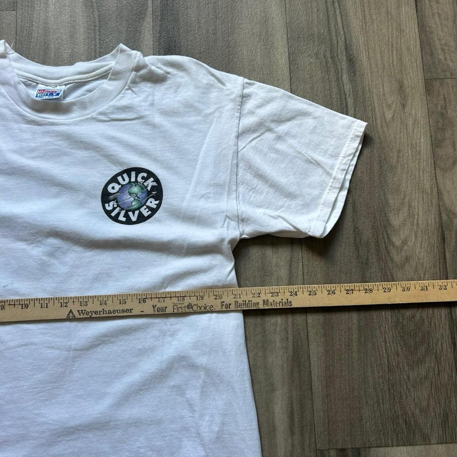 Quiksilver Vintage 90’s Quicksilver Surf White Graphic t shirt size L Size US L / EU 52-54 / 3 - 7 Thumbnail
