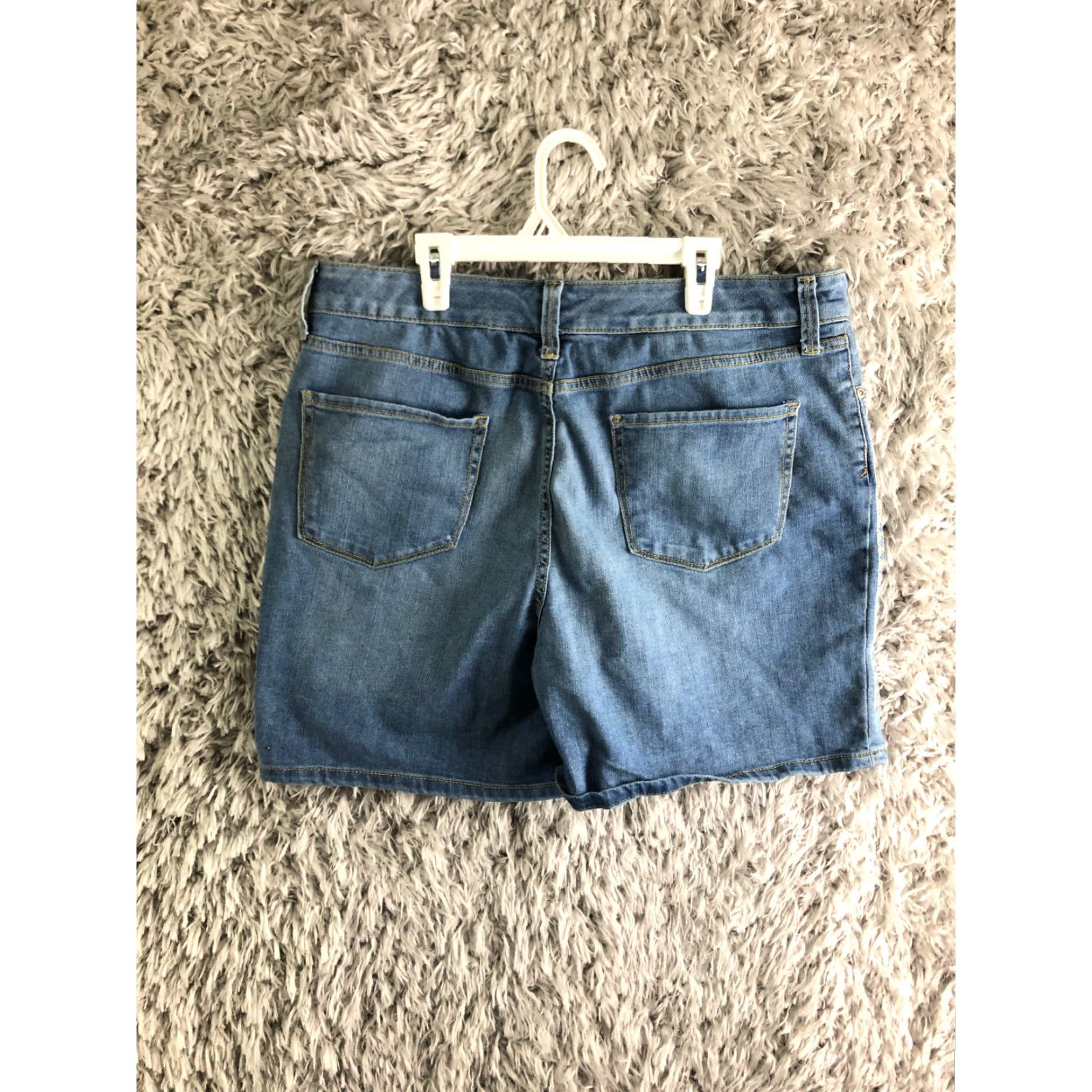 Vintage St. John's Bay Womens Size 16 Mid Rise Boyfriend Blue Denim Jean Shorts Size 38" / US 16 / IT 52 - 4 Thumbnail