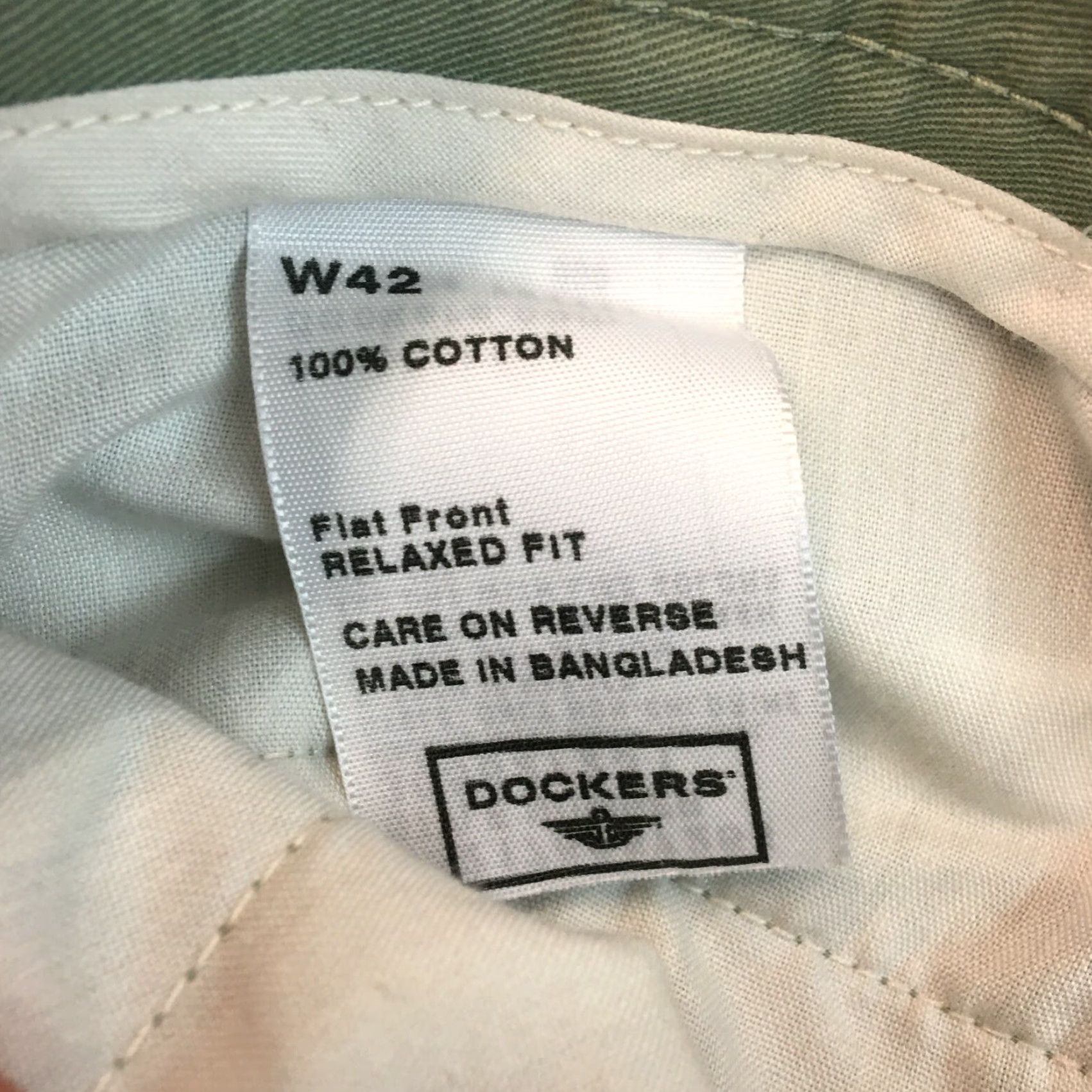 Dockers Dockers Mens Relaxed Fit Short Green Chino Short Size 42 Casual 4 Pocket Belt Loops Flat Front Rise High 9 In Inseam 9 in Mens Size US 42 / EU 58 - 3 Thumbnail