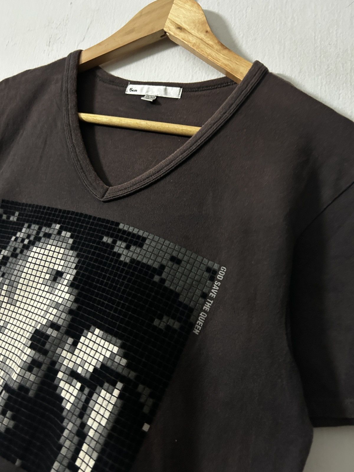Japanese Brand Japanese Brand 5cm God save the queen sex pistol Y2K tee Size US S / EU 44-46 / 1 - 3 Thumbnail