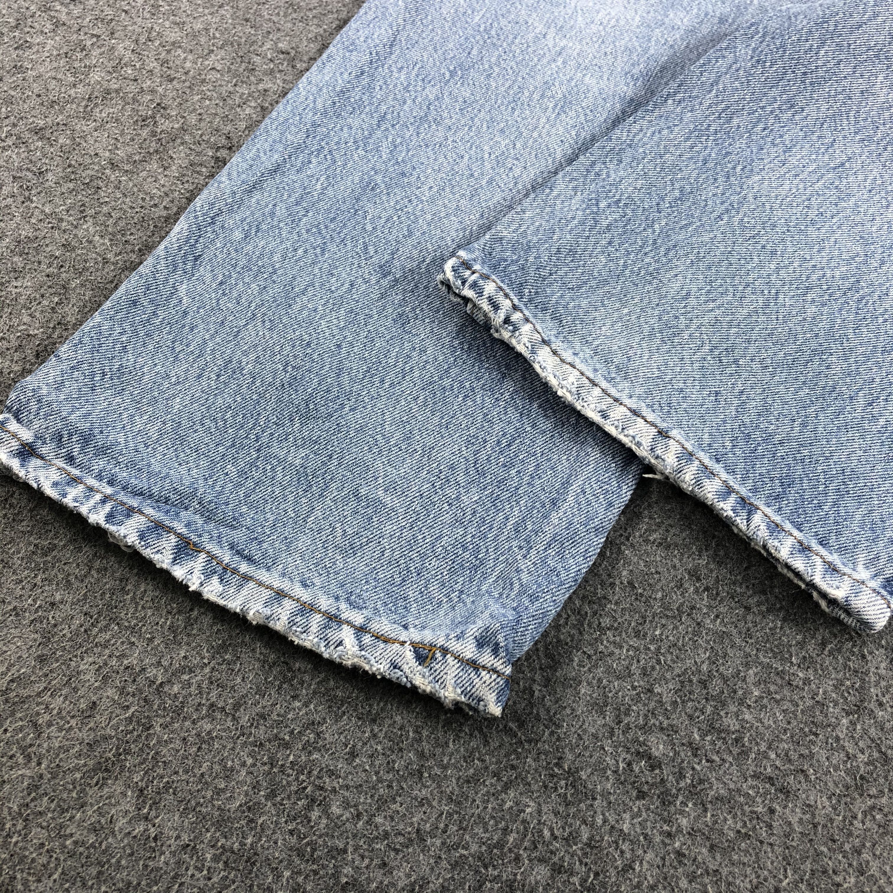 Levi's × Vintage Vintage 90s Light Wash Levis 501 Jeans-JM864 Size US 31 - 5 Thumbnail