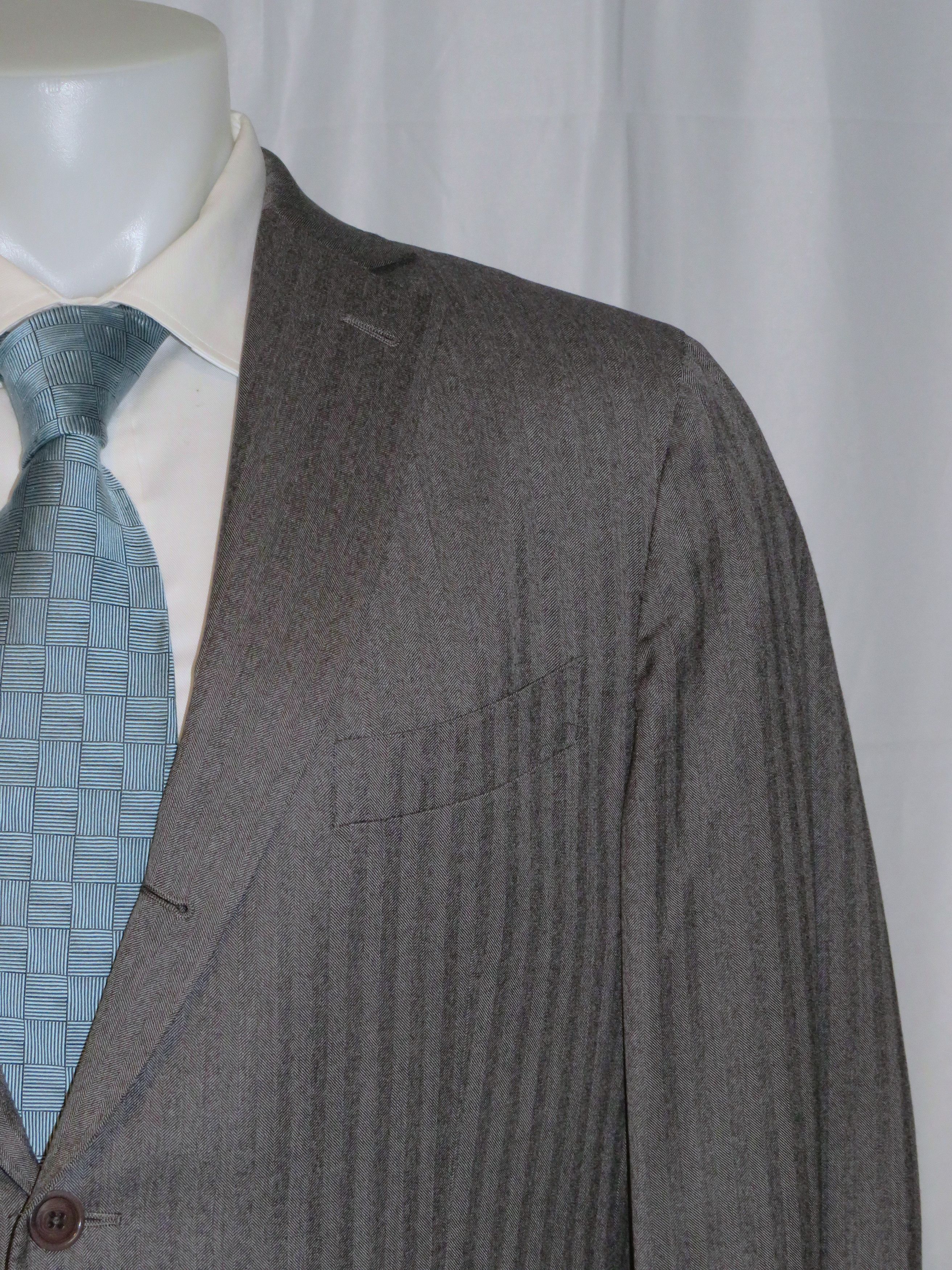 Ermenegildo Zegna Firen Very Recent Gray Herringbone Three Roll Two Suit 44R Size 44R - 5 Thumbnail