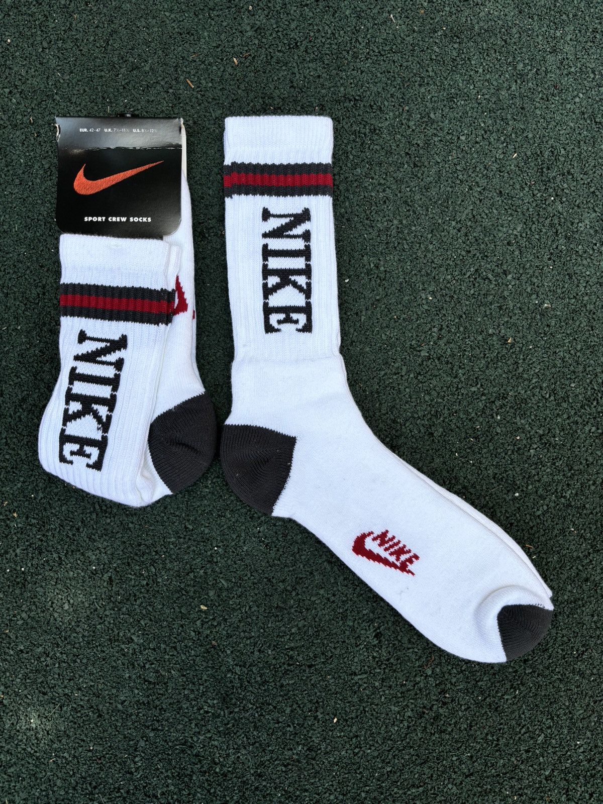 Jordan Brand Rare Nike Basketball Socks 90s Size ONE SIZE - 5 Thumbnail