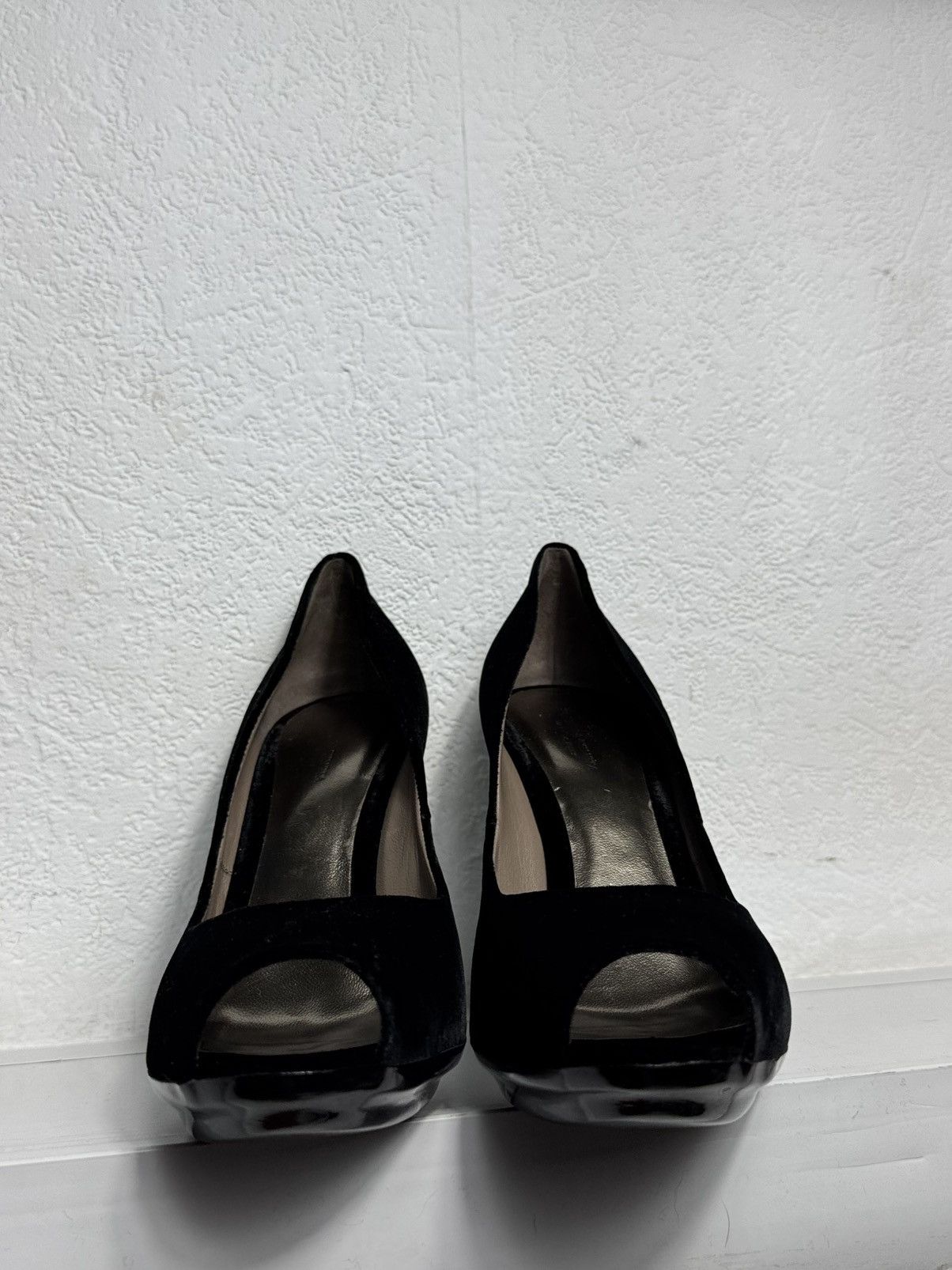 Bottega Veneta Bottega Veneta Women's Velvet Suede Peep Toe Pumps Size US 9 / IT 39 - 6 Thumbnail