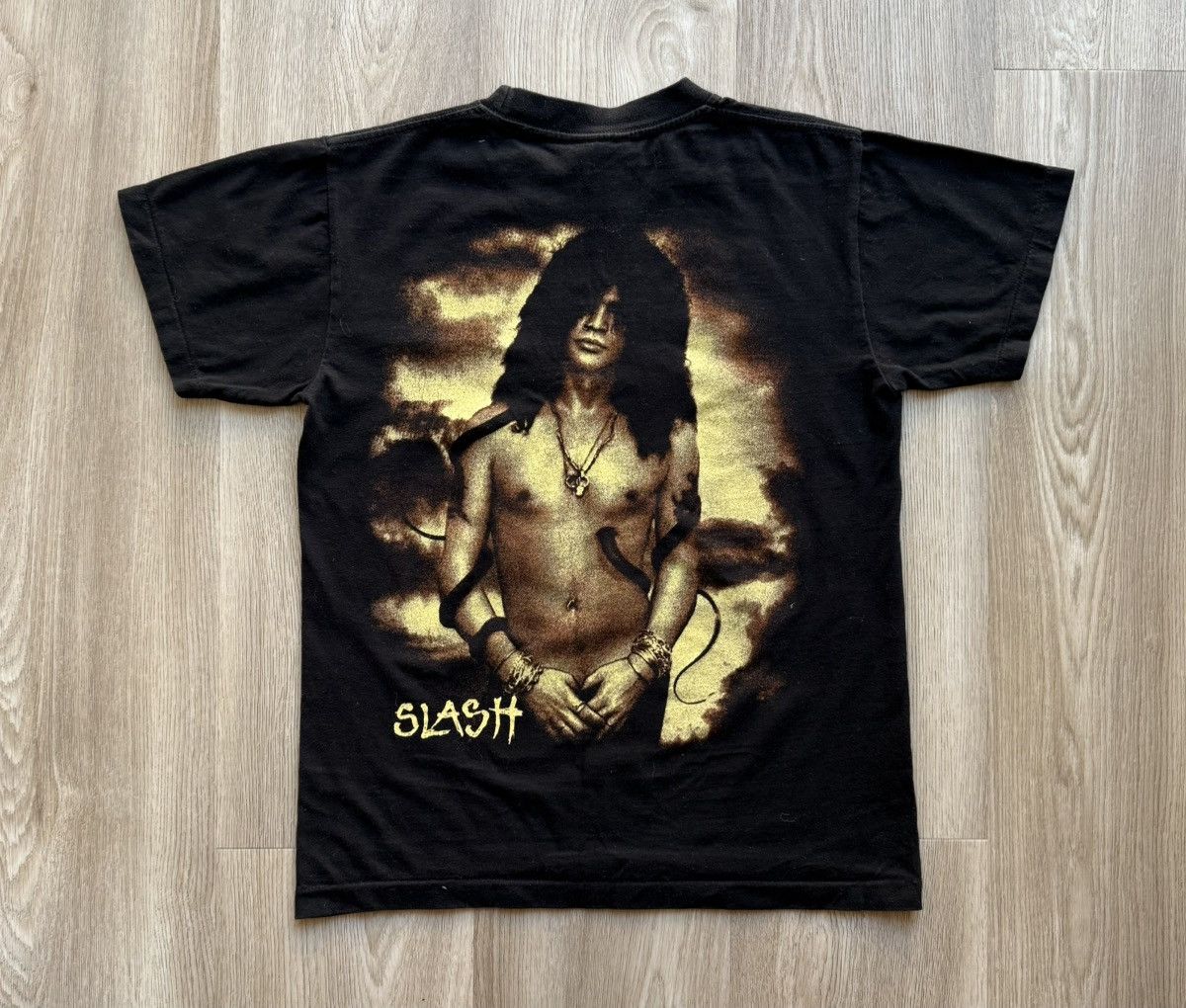 Band Tees Vintage 90s Slash Big Logo T-Shirt Band Tee Size US M / EU 48-50 / 2 - 8 Thumbnail