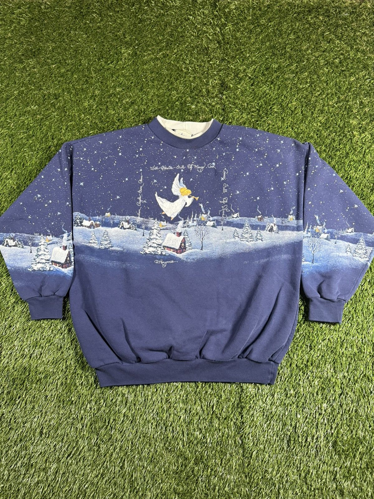 Vintage Vintage 90s Winter Christmas Angel All Over Print Crewneck Size US M / EU 48-50 / 2 - 1 Thumbnail