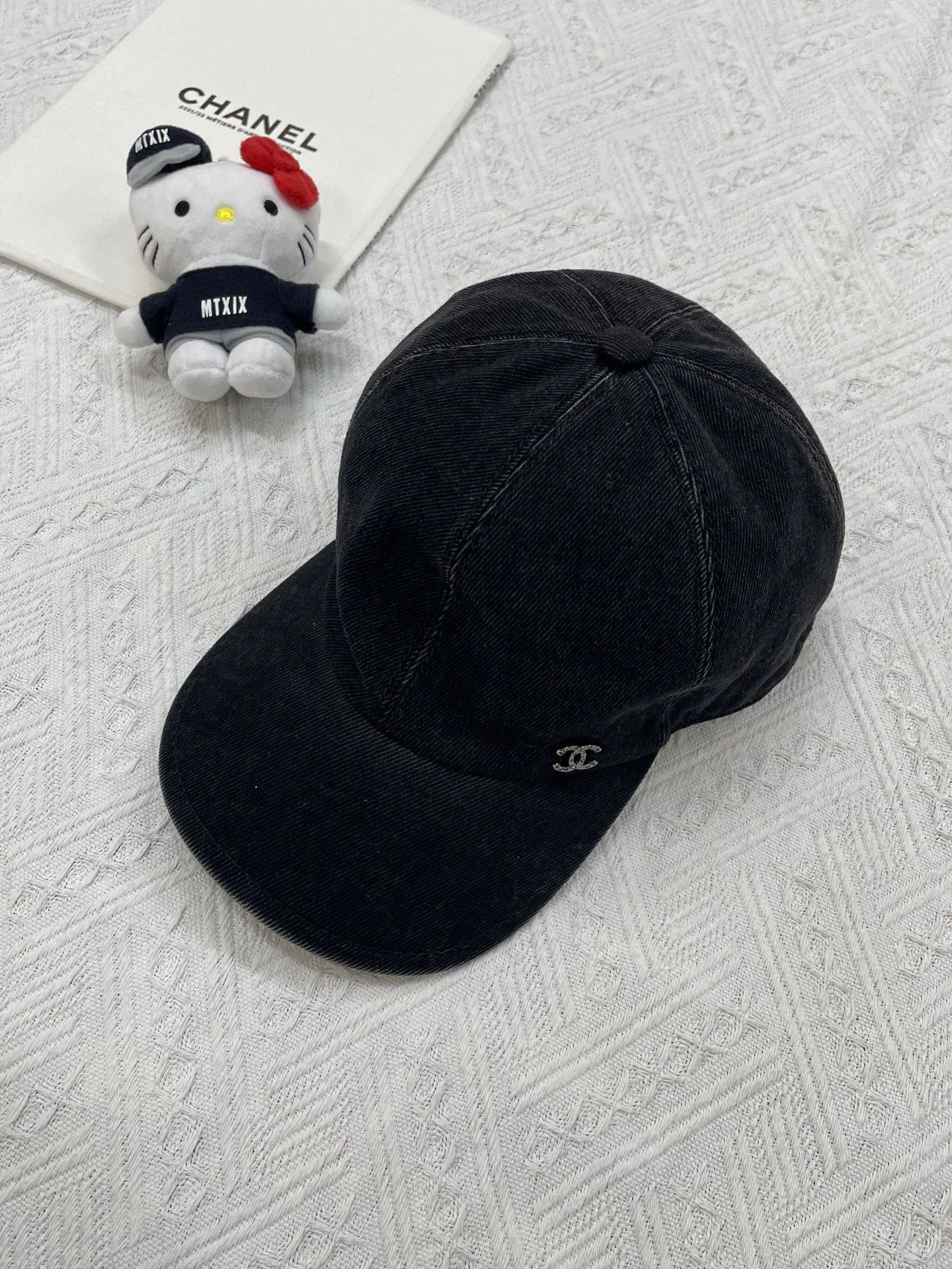 Chanel Chanel Distressed Denim Logo Cap 55-60 Adjustable Size ONE SIZE - 1 Thumbnail