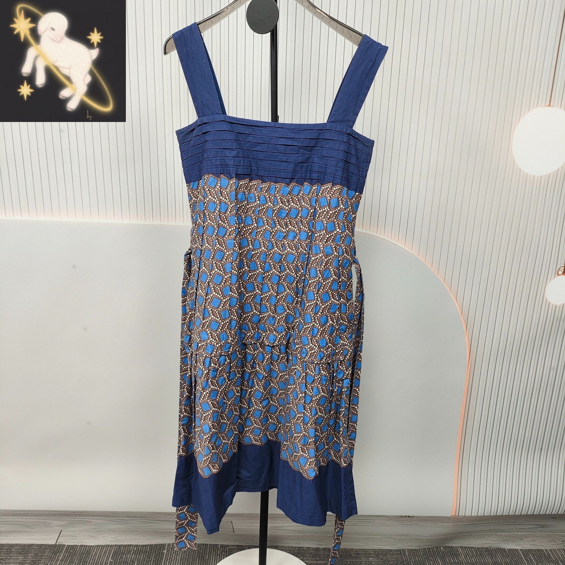 Louis Vuitton Louis Vuitton Multi Dress 34 Women Size XS / US 0-2 / IT 36-38 - 1 Thumbnail