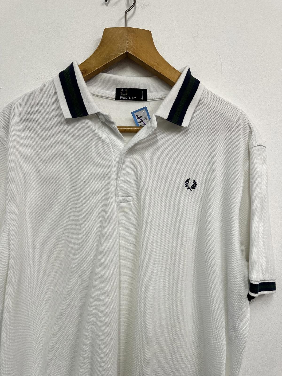 Fred Perry Fred Perry White Polo Shirt with Black Trim Collar and Sleev Size US XL / EU 56 / 4 - 3 Thumbnail