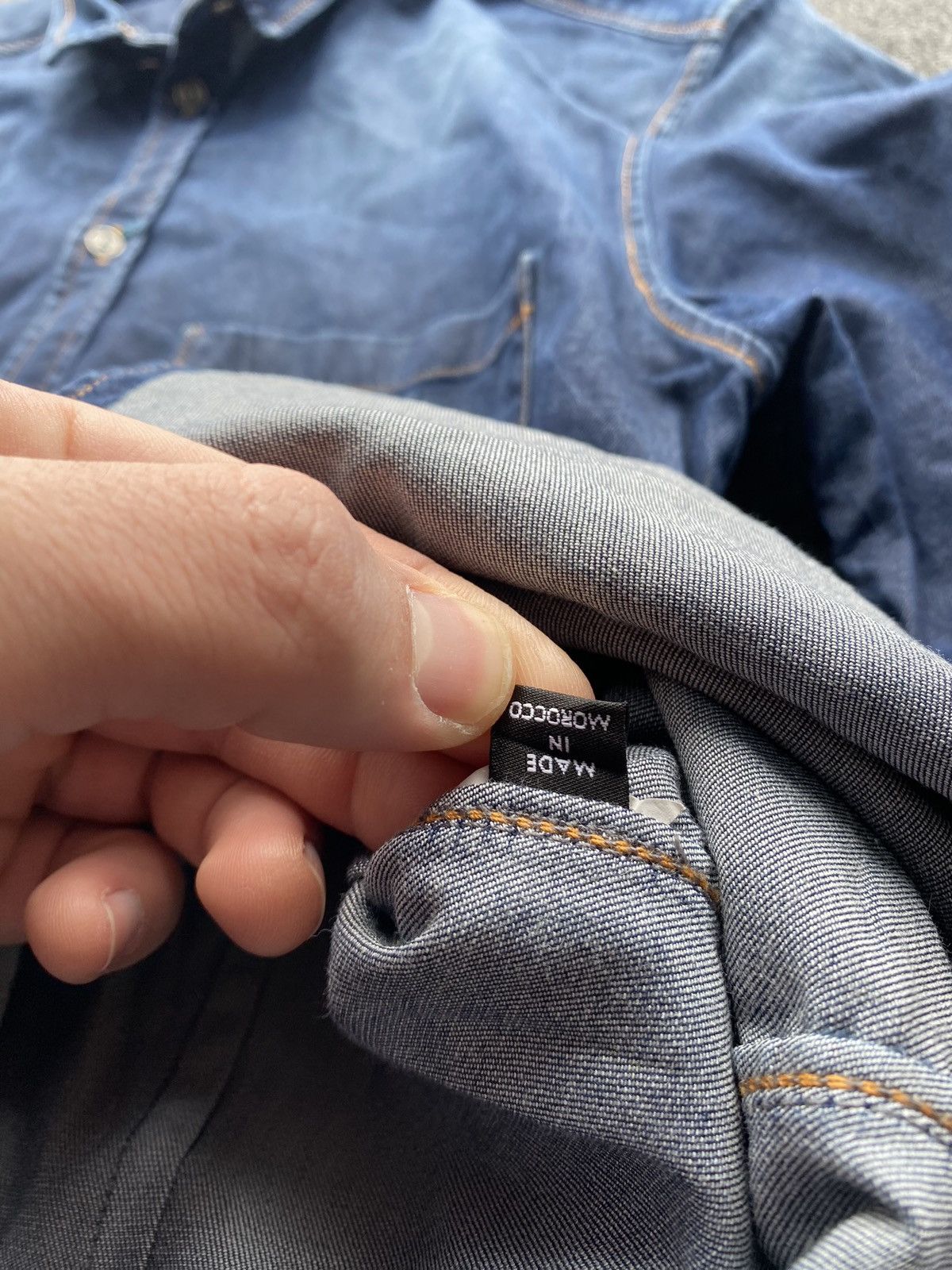Dolce & Gabbana 🔥Dolce Gabbana brad 16 1/2 42 m size denim button up shirt Size US M / EU 48-50 / 2 - 18 Thumbnail