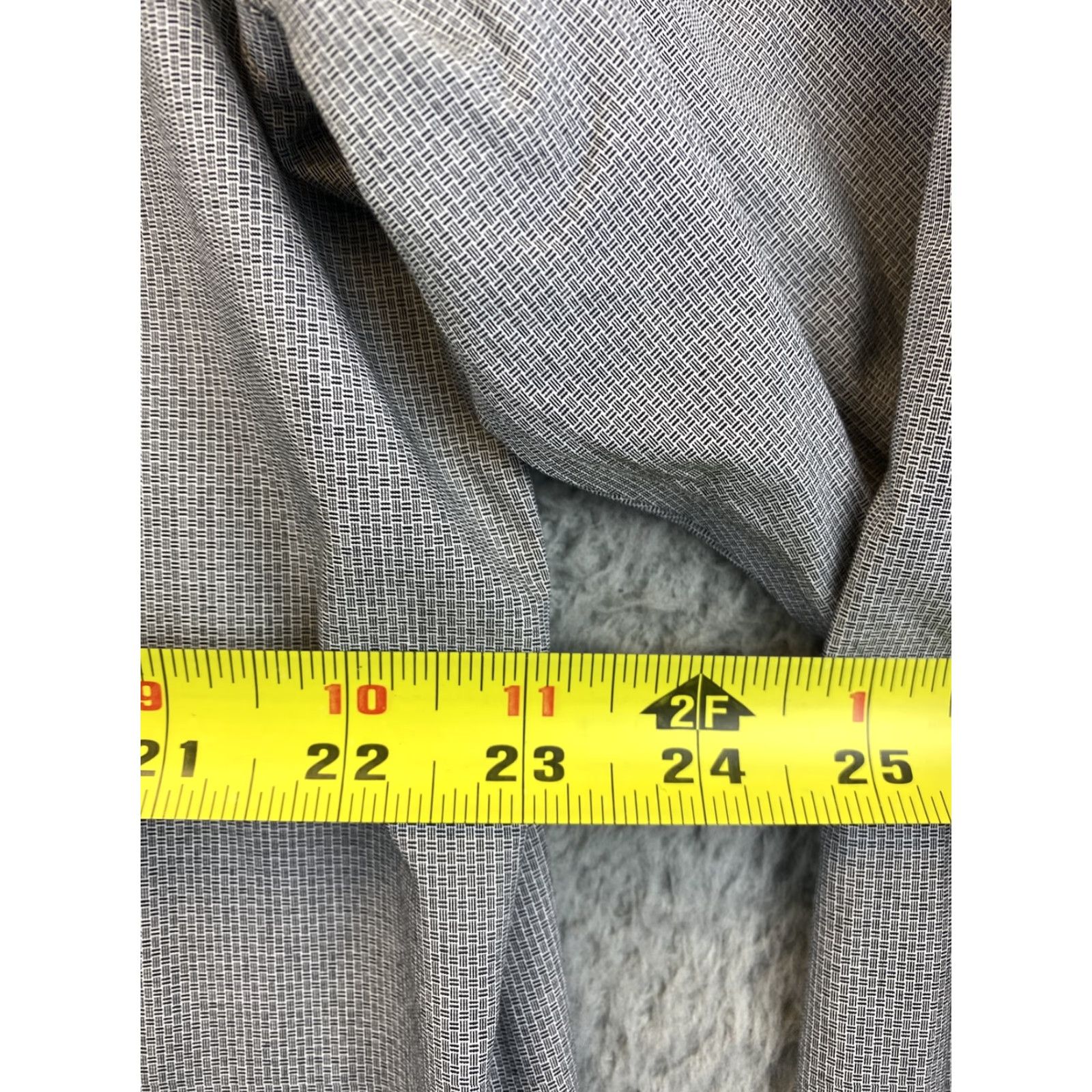 Banana Republic Banana Republic Shirt XL Men's Gray Button-Front /85-31, Cotton Blend, Knit, Button-Down Collar, Long Sleeve, Non-Iron, Regular Fit Size US XL / EU 56 / 4 - 6 Thumbnail