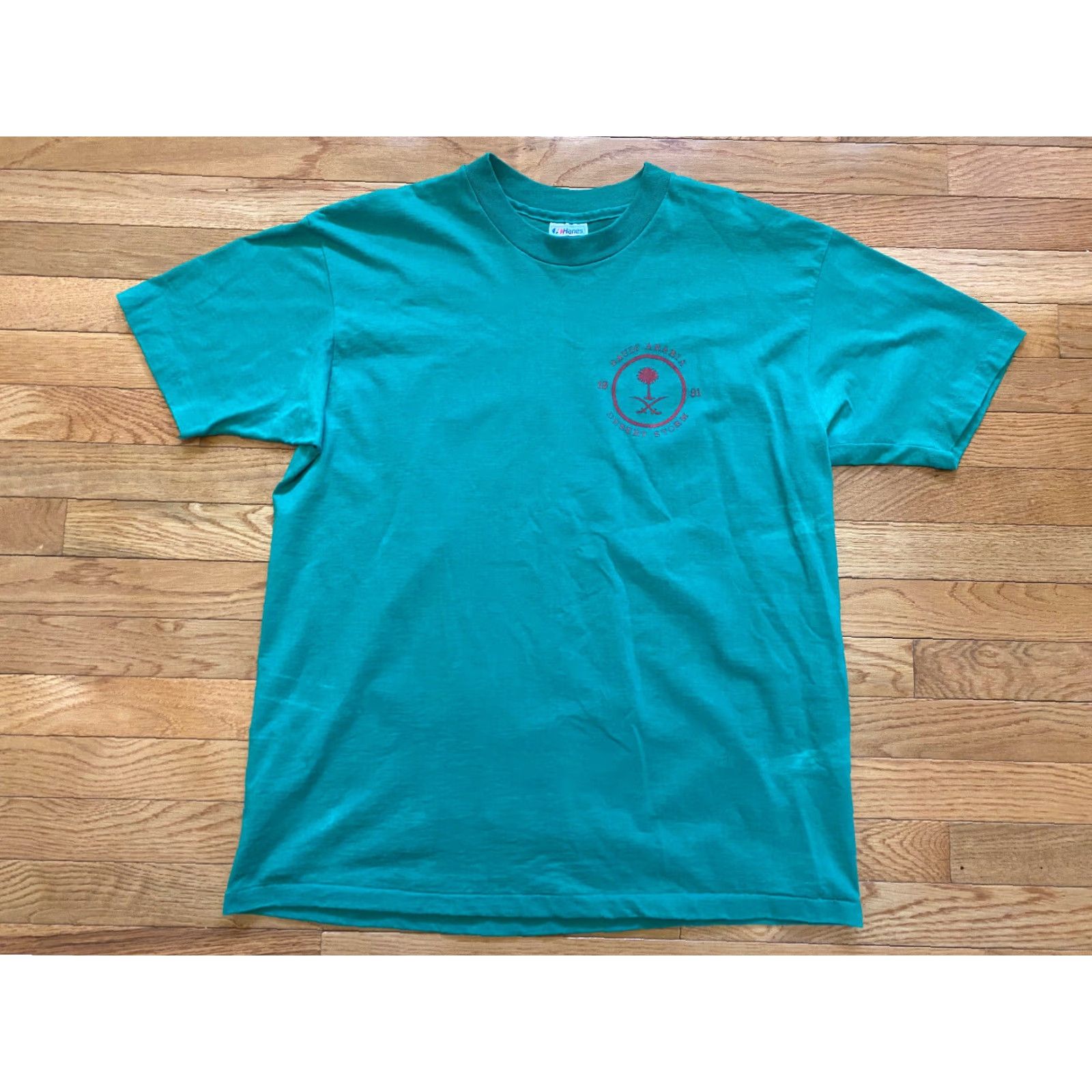 Vintage VINTAGE The Big Apple USA Desert Storm Single Stitch T-Shirt XL Green 90s War Logo Mens Casual Crew Neck Short Sleeve 1991 Size US XL / EU 56 / 4 - 2 Thumbnail
