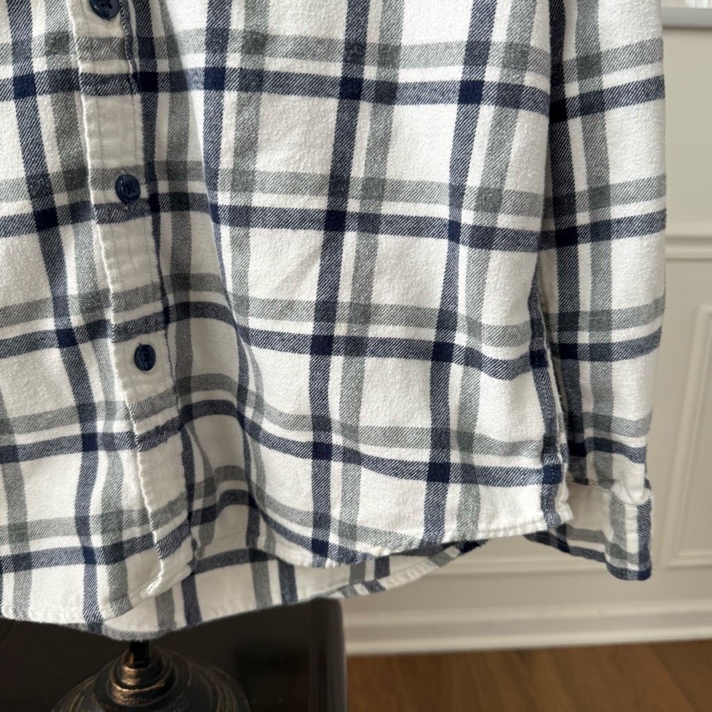 American Eagle Outfitters American Eagle Cotton Blue Plaid Flannel Button Up Shirt L Size US L / EU 52-54 / 3 - 3 Thumbnail