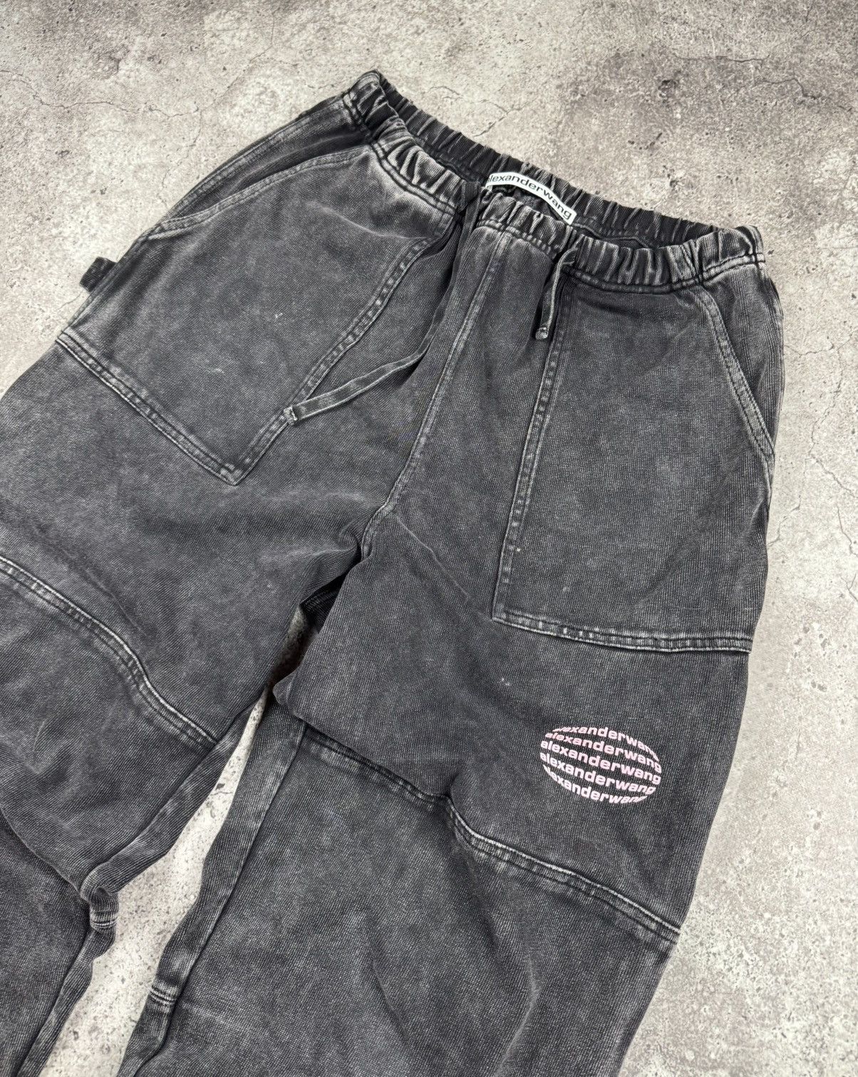 Alexander Wang Alexander Wang Baggy Sweatpants Gray carpenter sweatpants Size US 34 / EU 50 - 2 Thumbnail