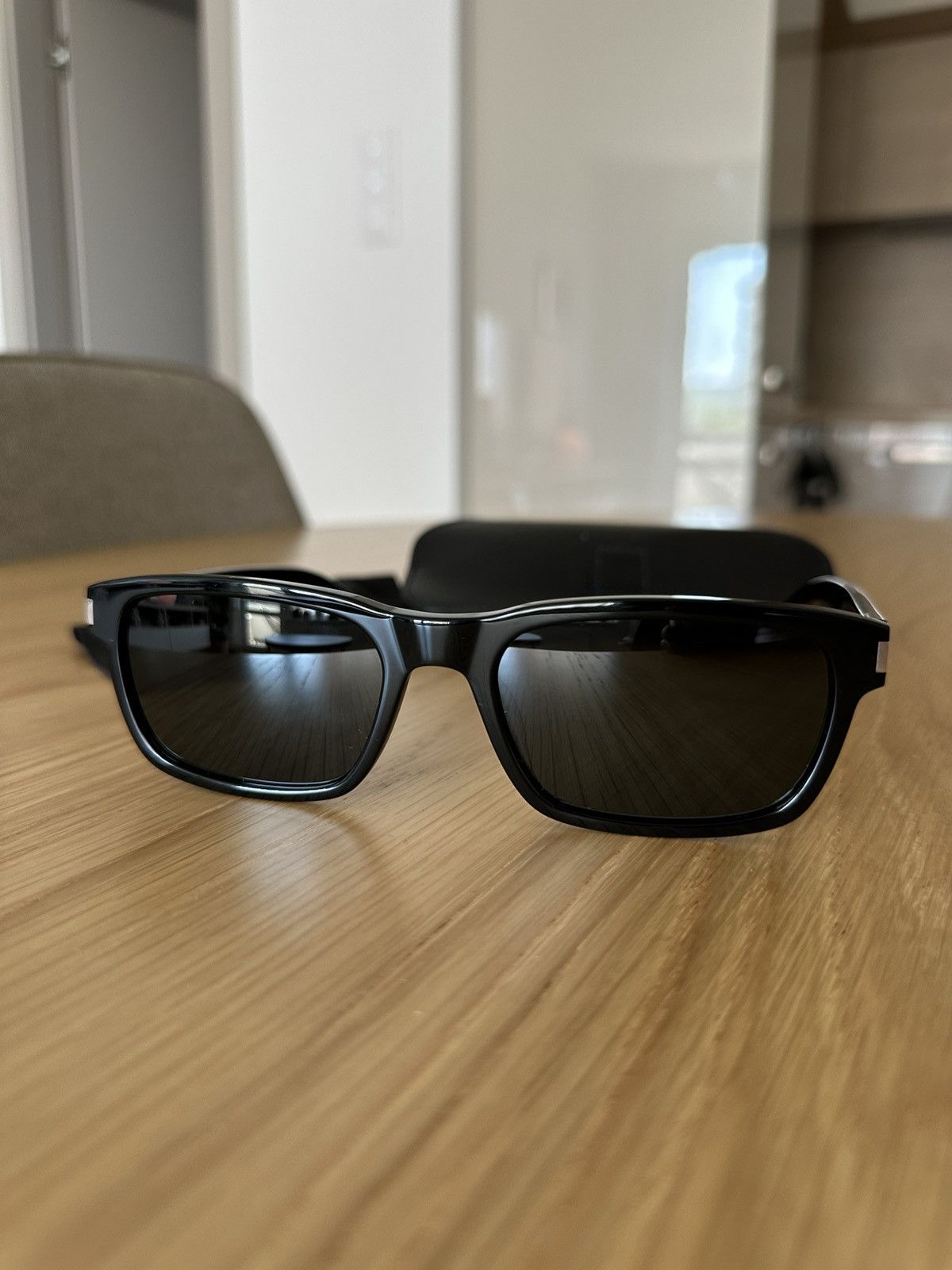 Saint Laurent Paris SAINT LAURENT SL 662 Sunglasses Black Size ONE SIZE - 3 Thumbnail