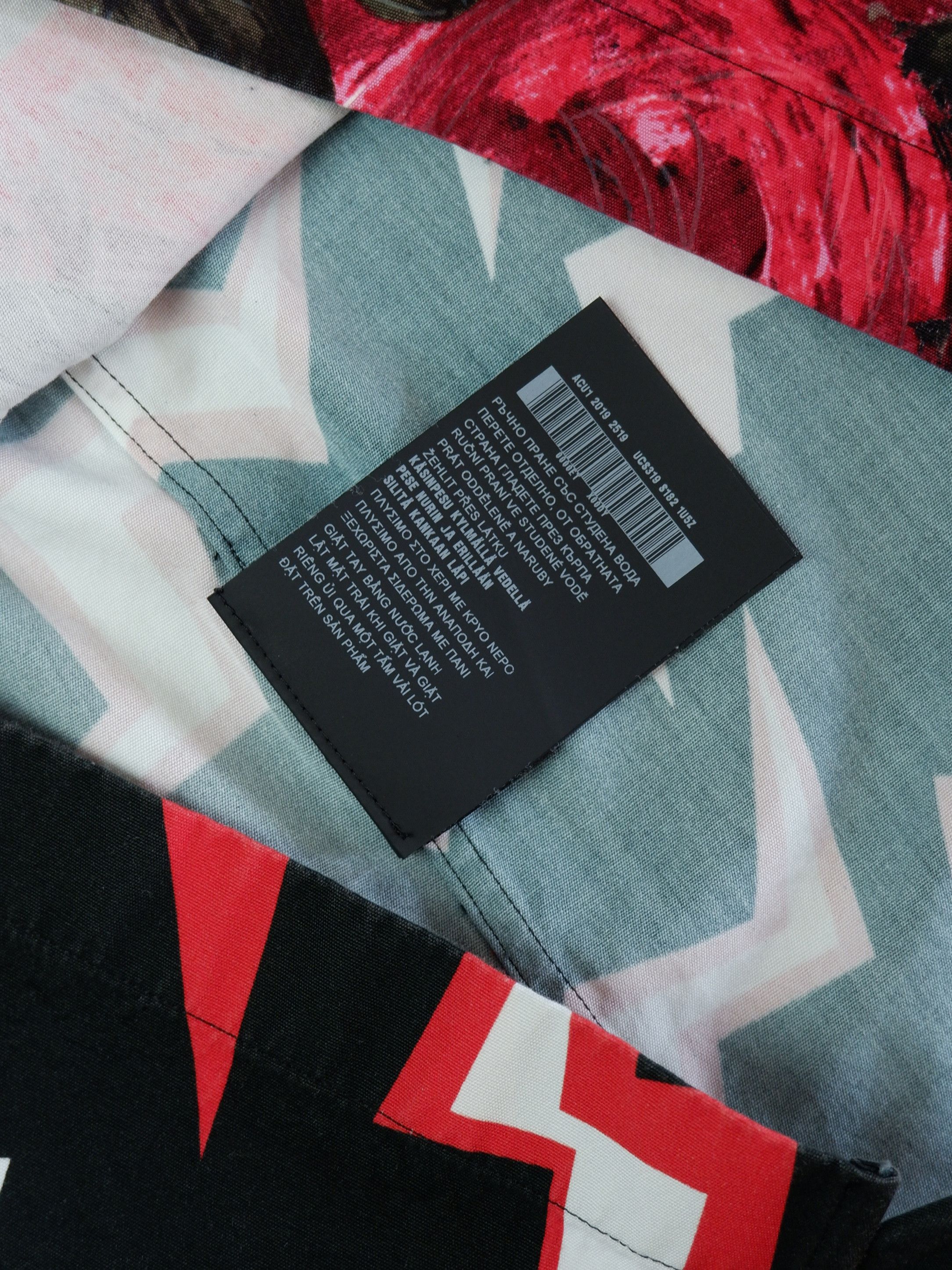Prada Best price! Prada double match bolt print shirt AW19 Size US M / EU 48-50 / 2 - 9 Thumbnail