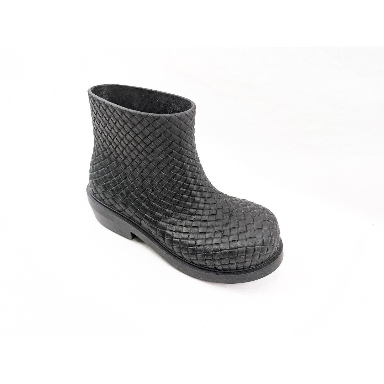 Bottega Veneta o1rshd1 Fireman Ankle Boots in Black Size US 8 / EU 41 - 2 Thumbnail