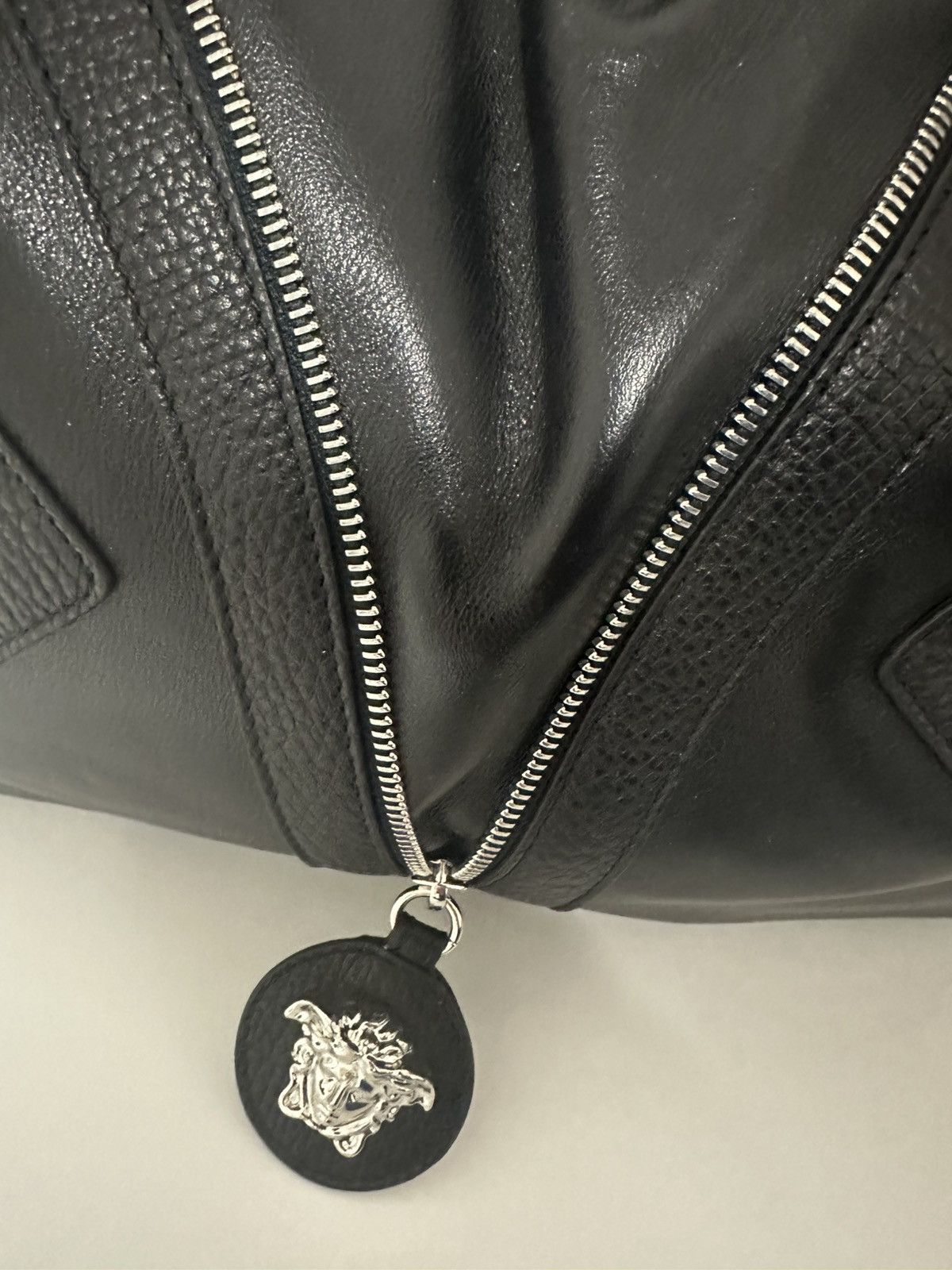 Versace Versace Hobo Repeat XL Shouder Bag Size ONE SIZE - 5 Thumbnail