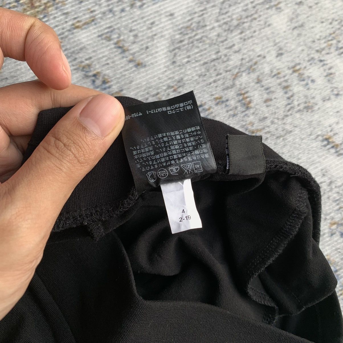 Japanese Brand Rare Japanese Brand Uniqlo Yohji Style SS19 Wide Pants Size 28" / US 6 / IT 42 - 8 Thumbnail